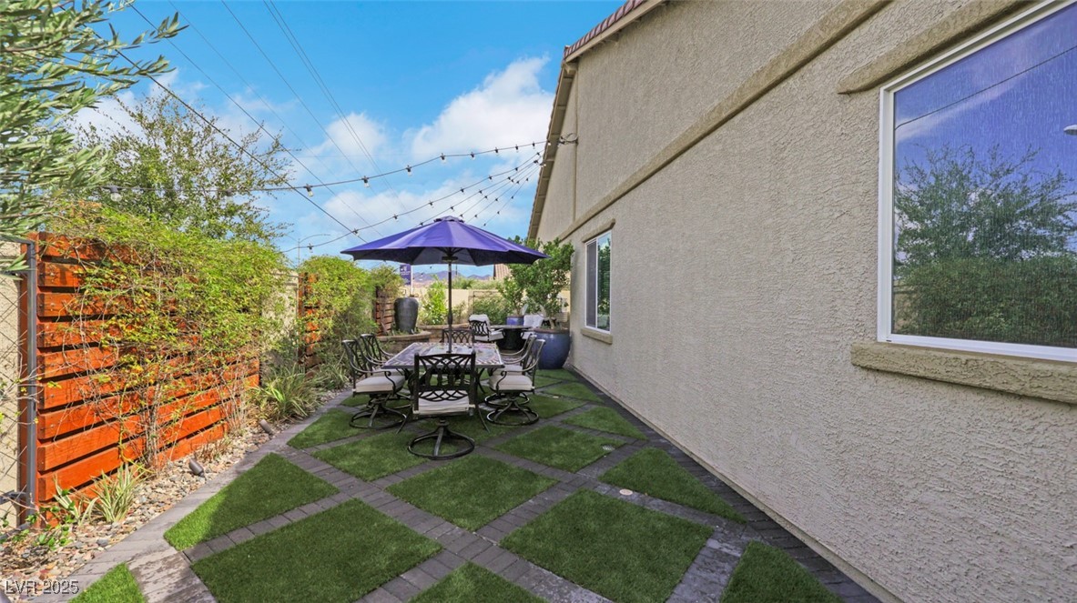 Henderson, Nevada, 89002, United States, 3 Bedrooms Bedrooms, ,3 BathroomsBathrooms,Residential,For Sale,1986221