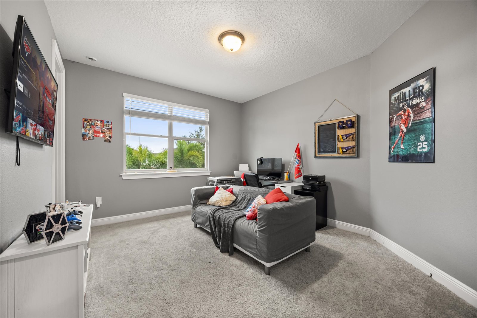 Orlando, Florida, 32836, United States, 6 Bedrooms Bedrooms, ,4 BathroomsBathrooms,Residential,For Sale,1943887