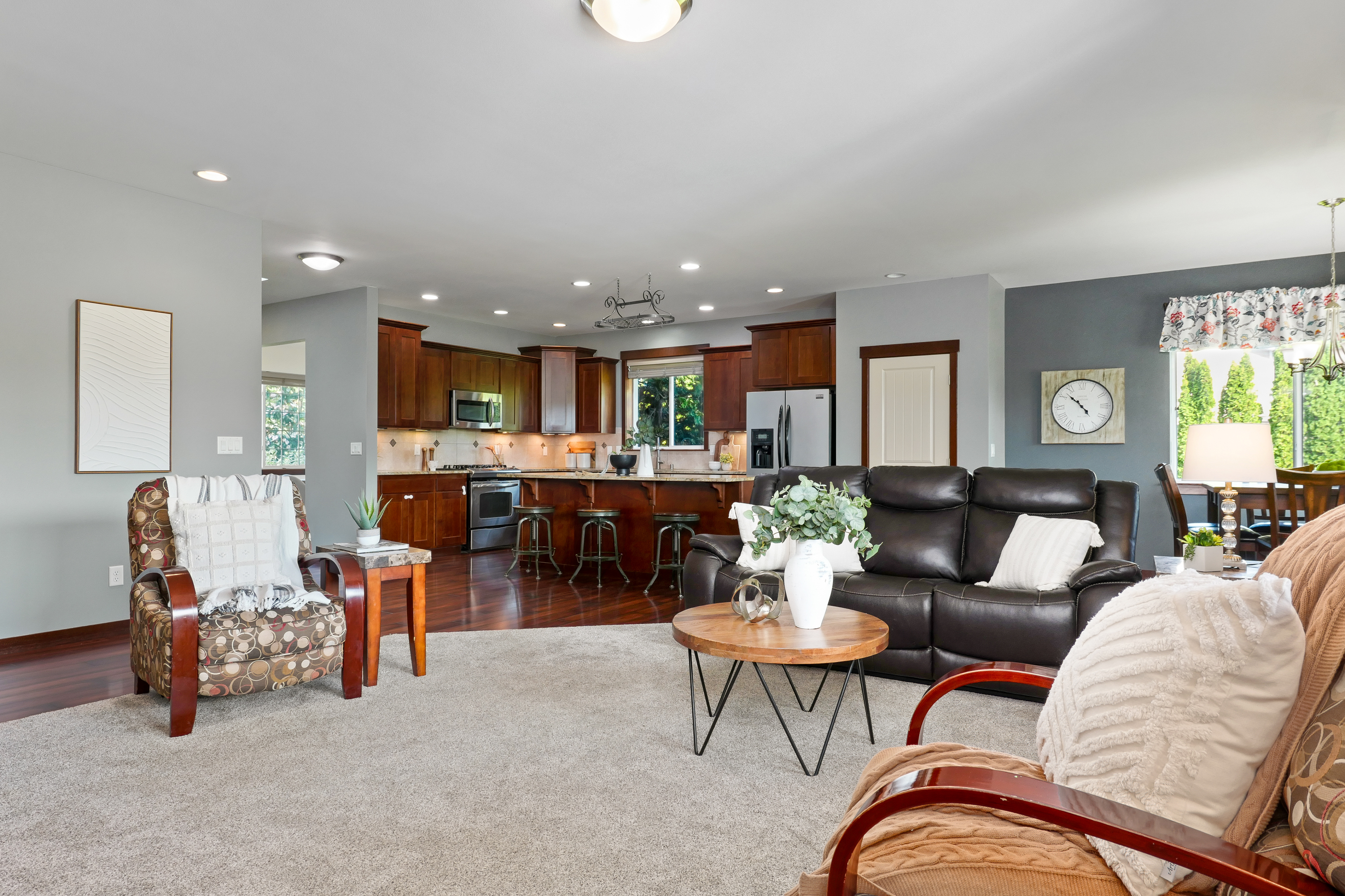  Quail Run  Refined Northwest Living in Arlington Heights - 物件實景