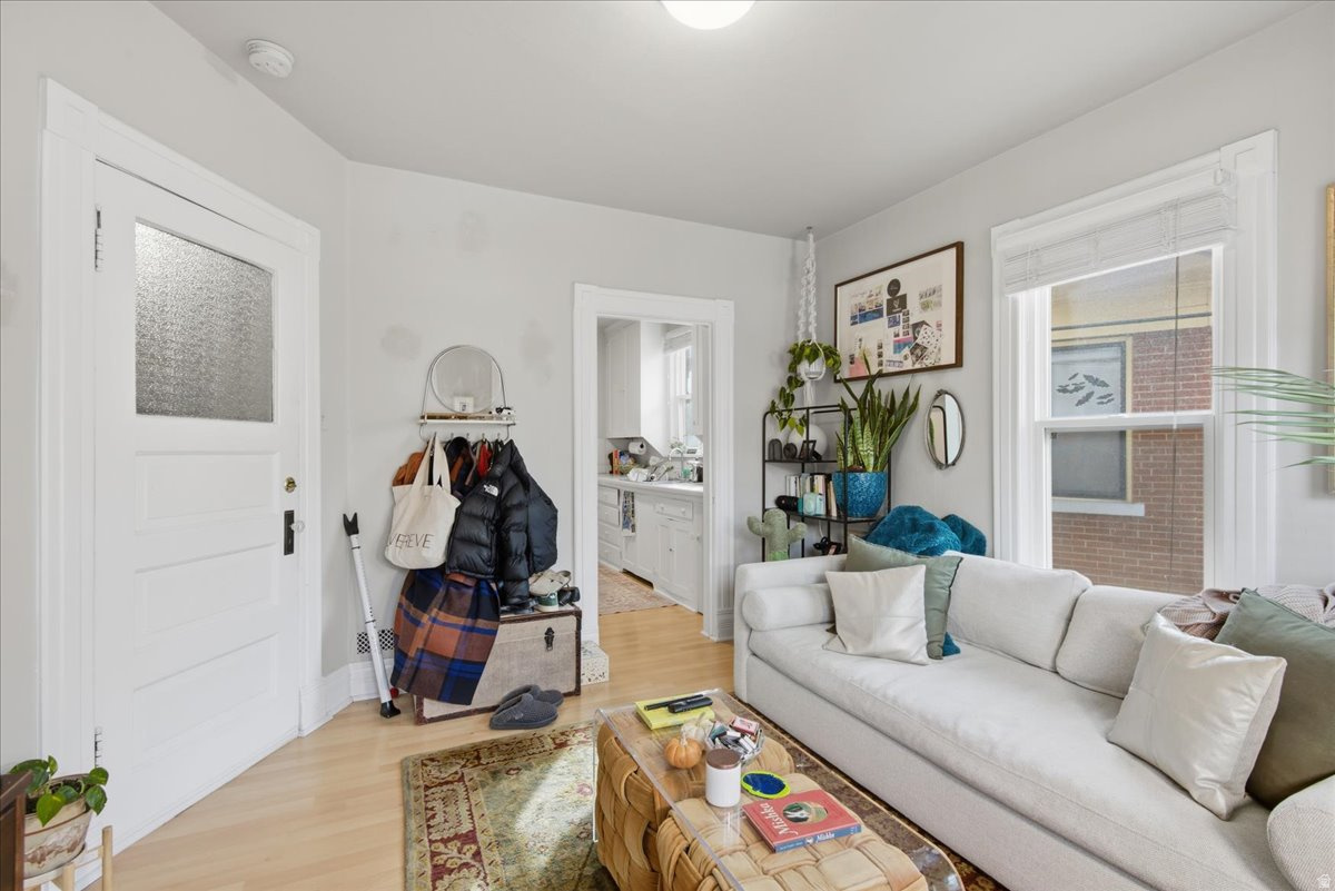 Salt Lake City, Utah, 84103, United States, 5 Bedrooms Bedrooms, ,Residential,For Sale,2003119