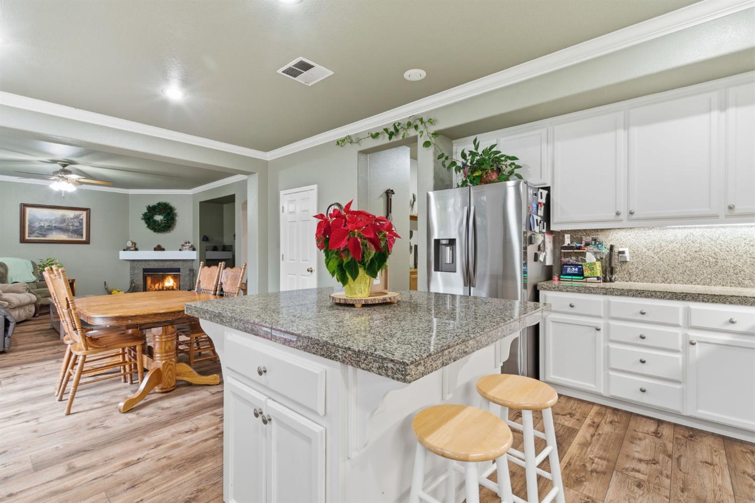 Tracy, California, 95377, United States, 5 Bedrooms Bedrooms, ,3 BathroomsBathrooms,Residential,For Sale,2005564