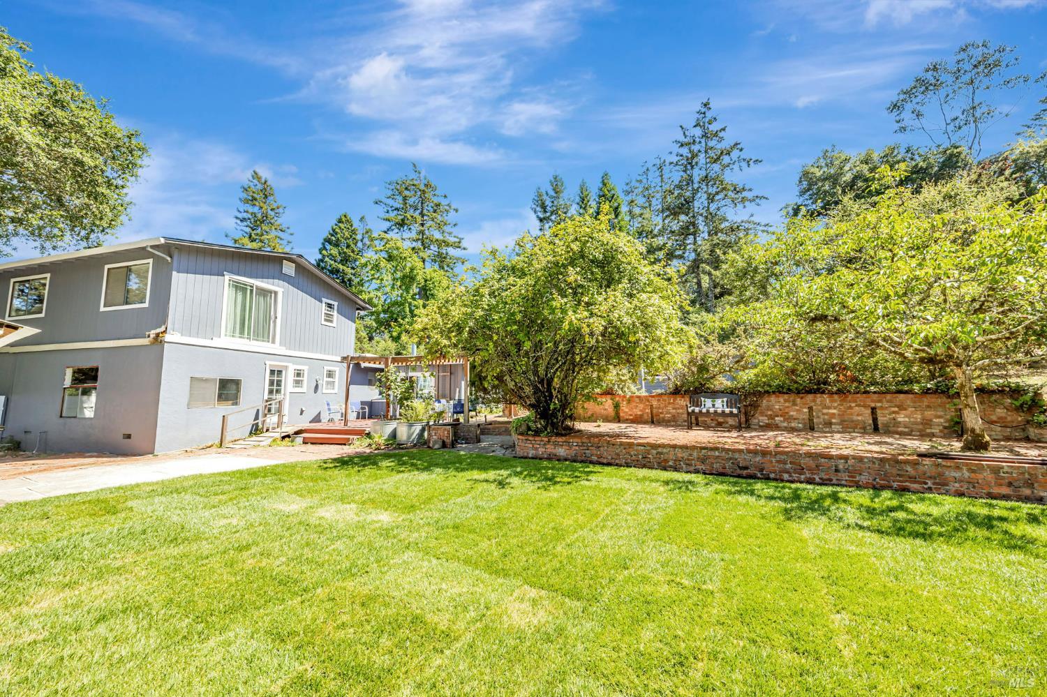 Sebastopol, California, 95472, United States, 3 Bedrooms Bedrooms, ,3 BathroomsBathrooms,Residential,For Sale,1903540