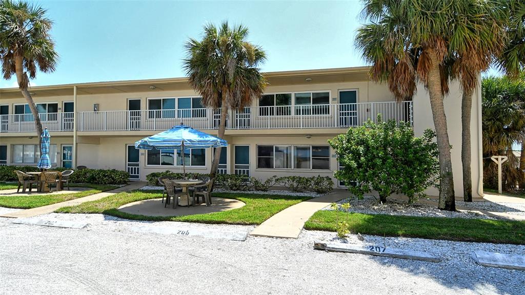 Sarasota, Florida, 34242, United States, 2 Bedrooms Bedrooms, ,2 BathroomsBathrooms,Residential,For Sale,1987938