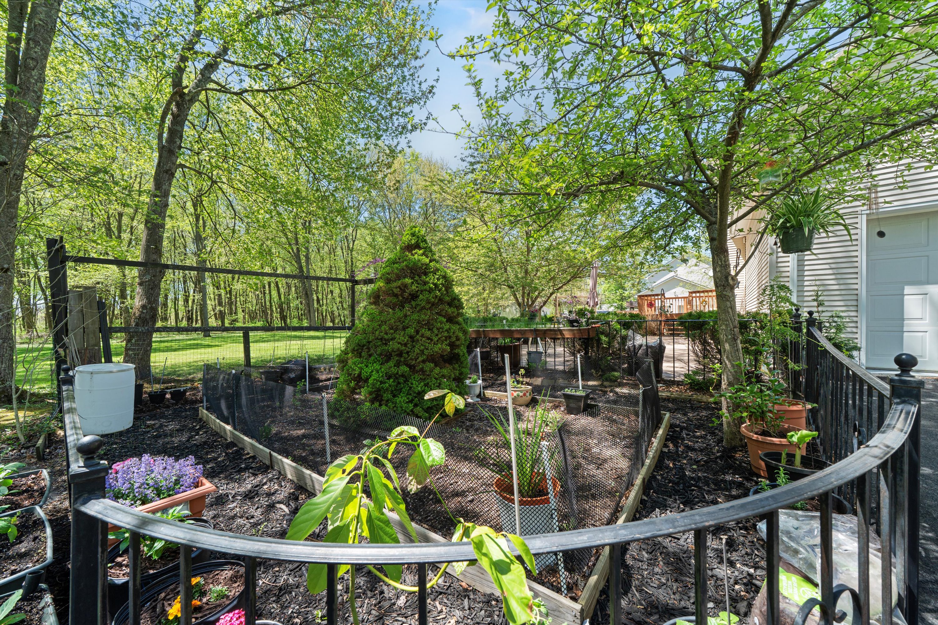 Middletown, New York, 10941, United States, 4 Bedrooms Bedrooms, ,3 BathroomsBathrooms,Residential,For Sale,1861085