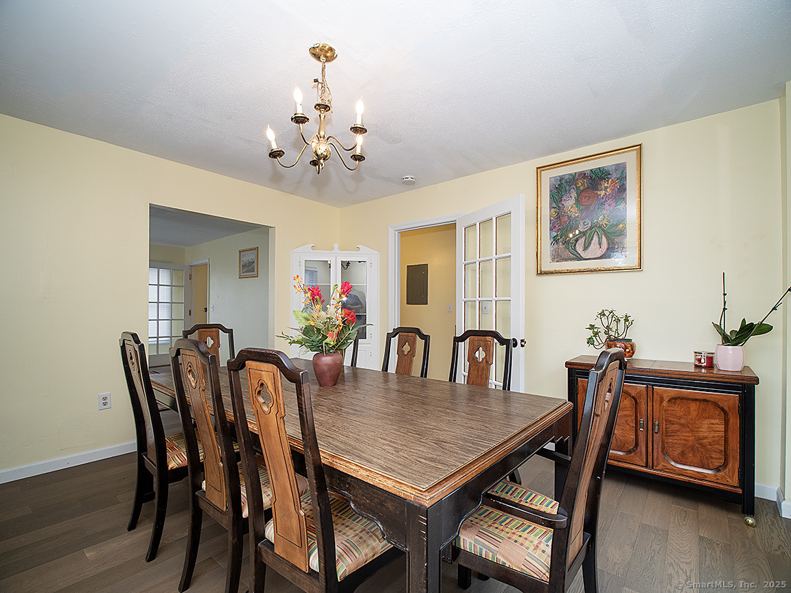Woodbridge, Connecticut, 06525, United States, 4 Bedrooms Bedrooms, ,4 BathroomsBathrooms,Residential,For Sale,1906331