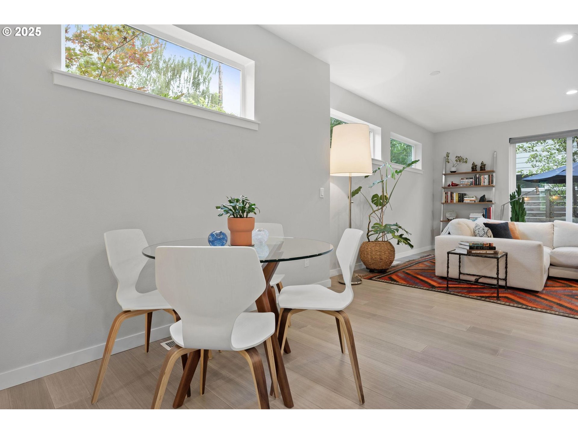 Portland, Oregon, 97211, United States, 3 Bedrooms Bedrooms, ,2 BathroomsBathrooms,Residential,For Sale,1926283
