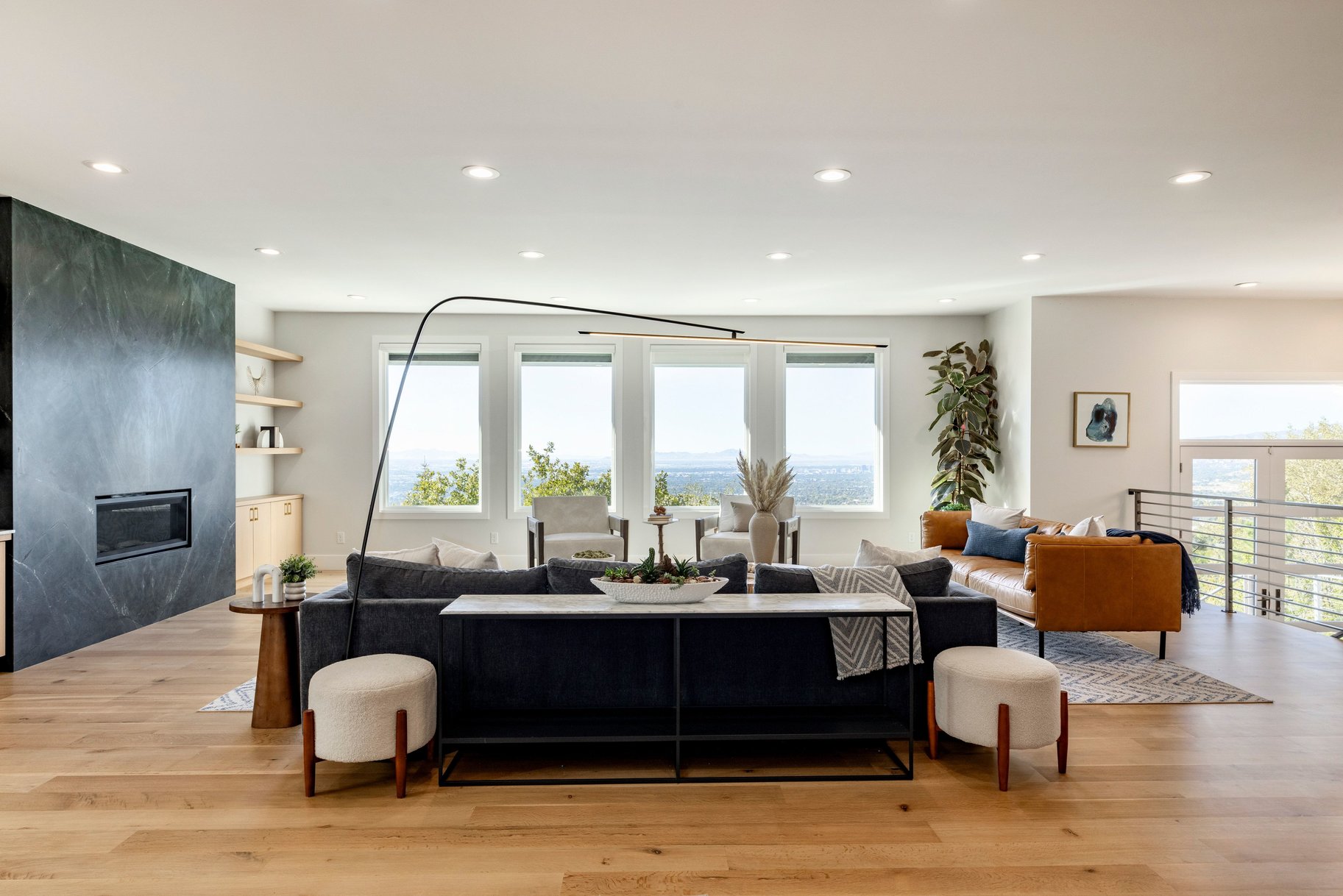  Renovated Olympus Cove Rambler with Sweeping Valley Views - 物件實景