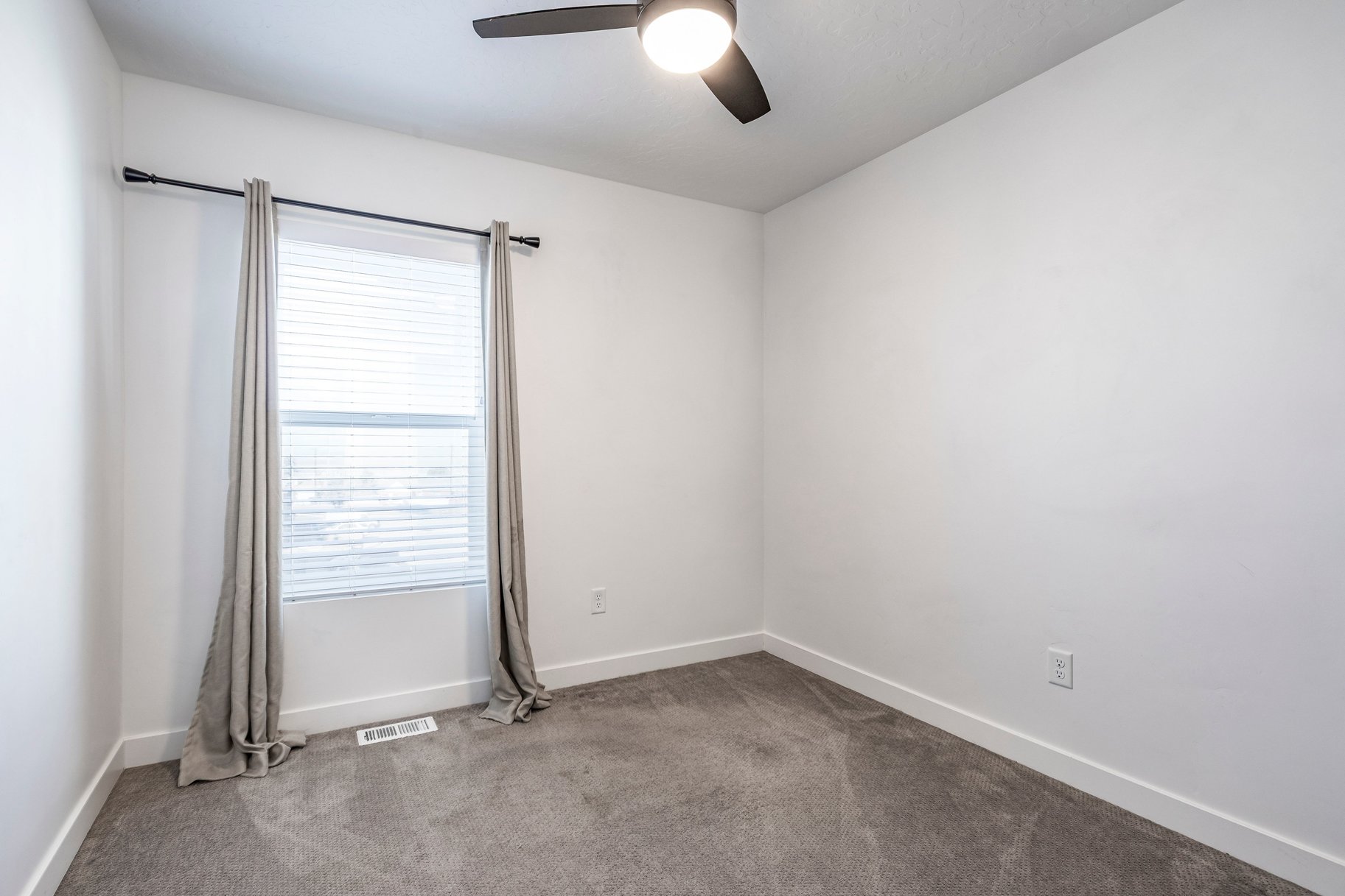  Convenient, Modern Townhome Living in South Davis County - 物件實景