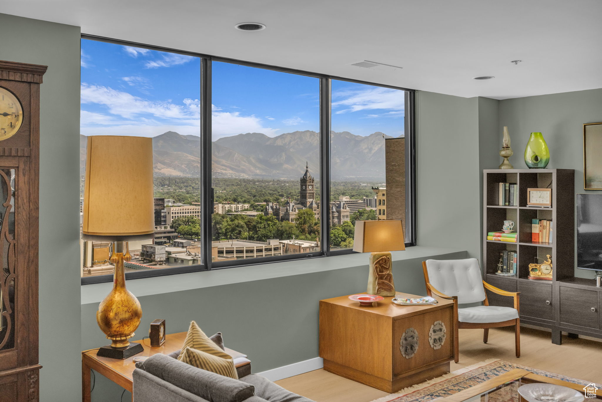 Salt Lake City, Utah, 84101, United States, 2 Bedrooms Bedrooms, ,1 BathroomBathrooms,Residential,For Sale,1898855
