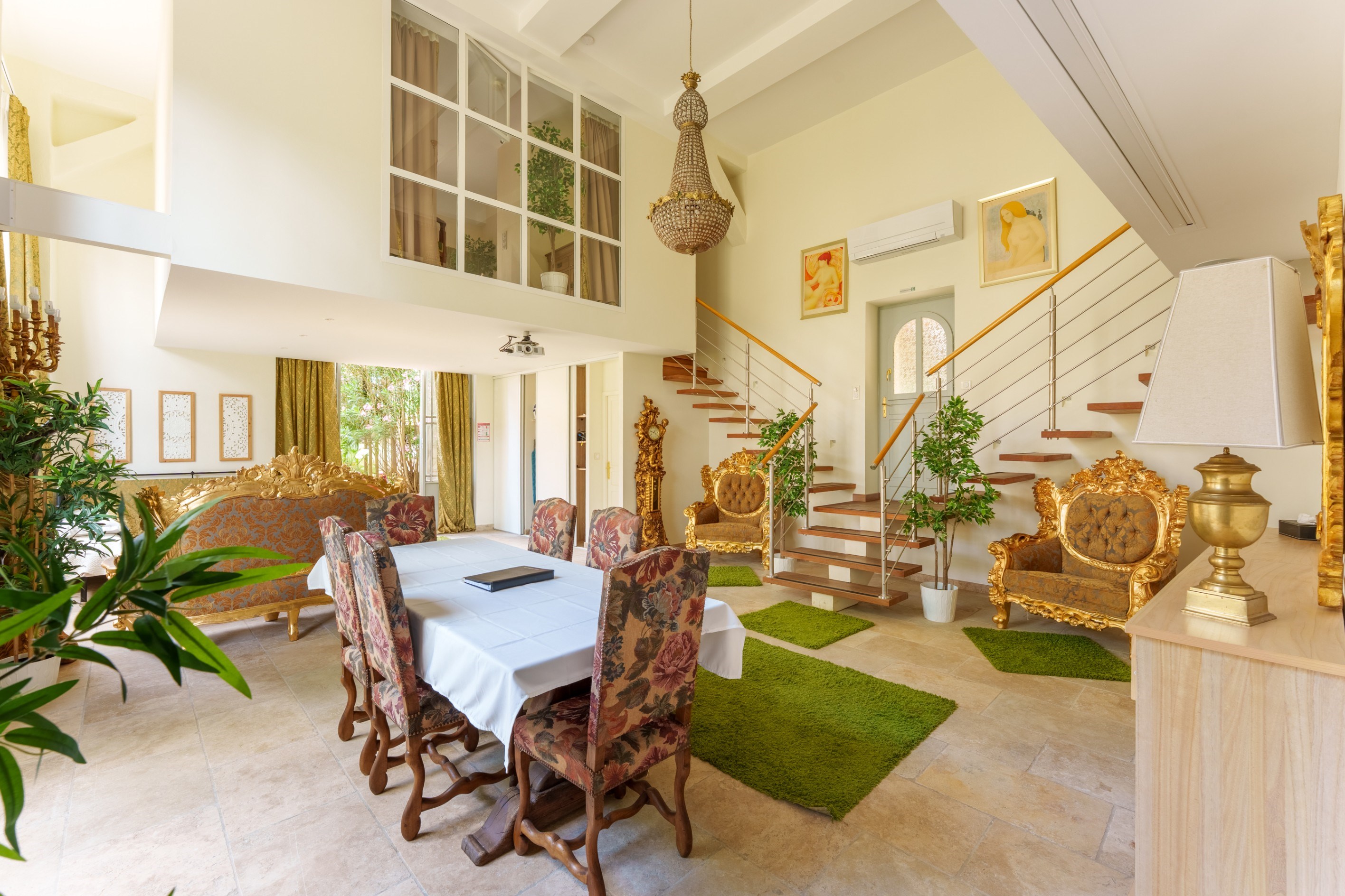  Wine Estate, Luxury Hospitality Business & Historic Château - 物件實景