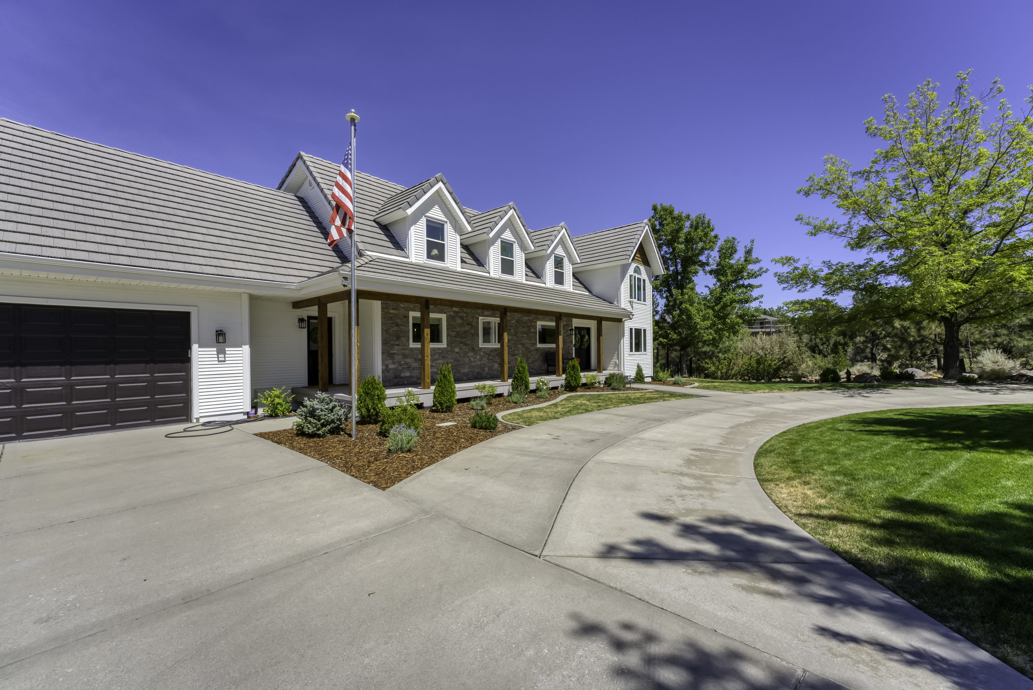  Expansive South West Luxury Ranch Style Estate with RV Garage & In-Law Quarters - 物件實景