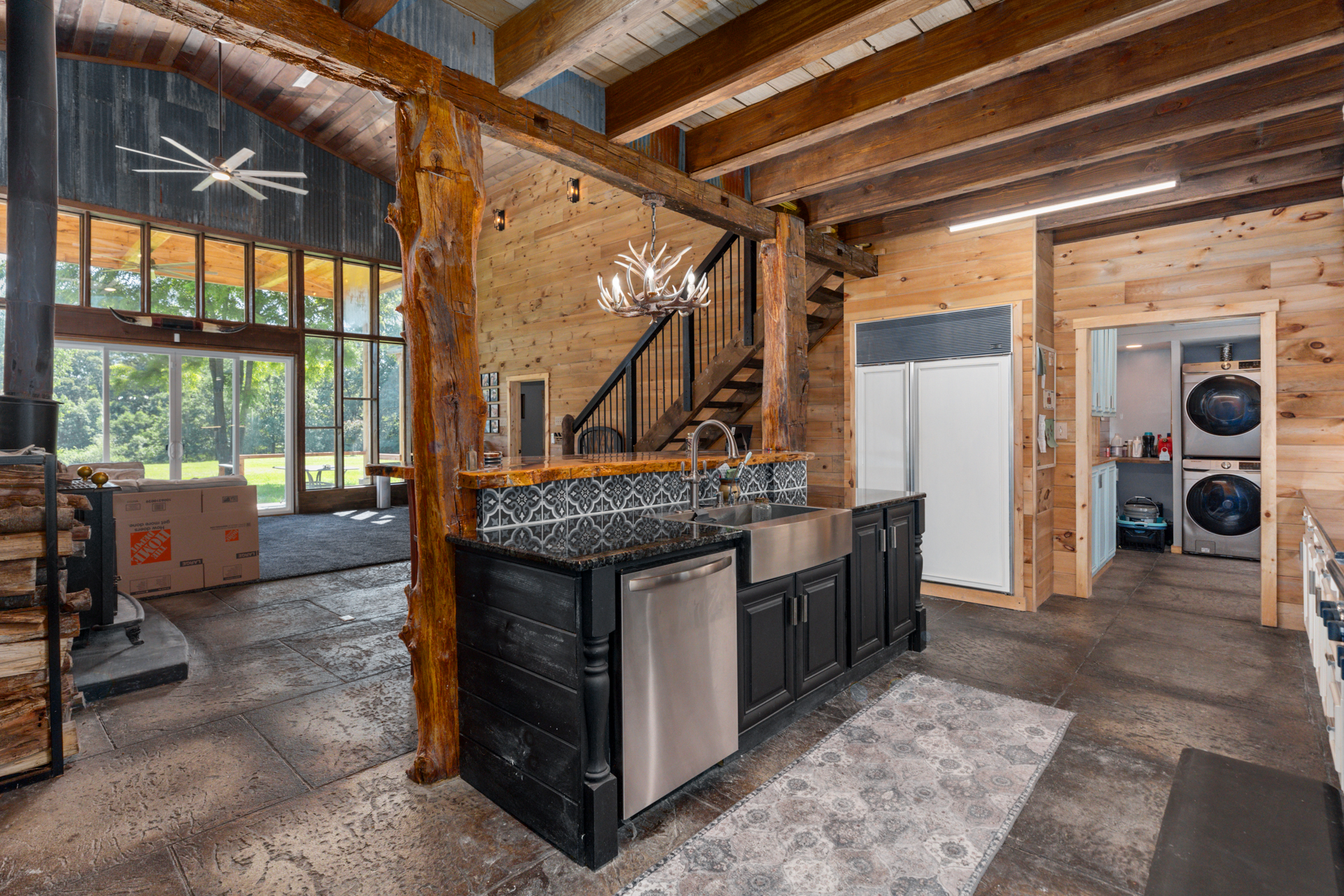 Sawyerville, Illinois, 62085, United States, 3 Bedrooms Bedrooms, ,3 BathroomsBathrooms,Residential,For Sale,1983807