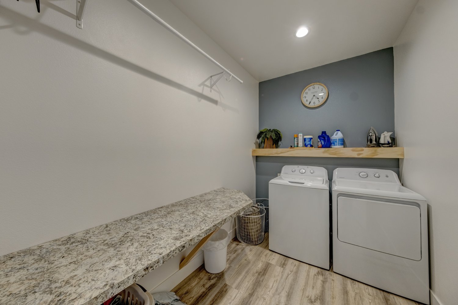 Ranchester, Wyoming, 82839, United States, 4 Bedrooms Bedrooms, ,3 BathroomsBathrooms,Residential,For Sale,1979887