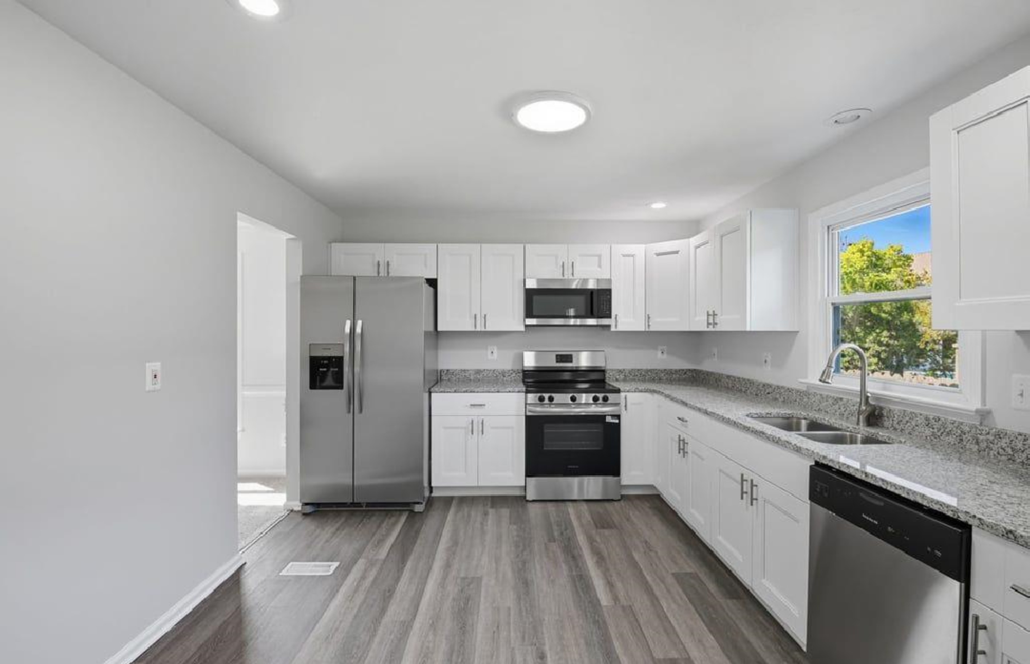 Virginia Beach, Virginia, 23456, United States, 4 Bedrooms Bedrooms, ,3 BathroomsBathrooms,Residential,For Sale,1974516