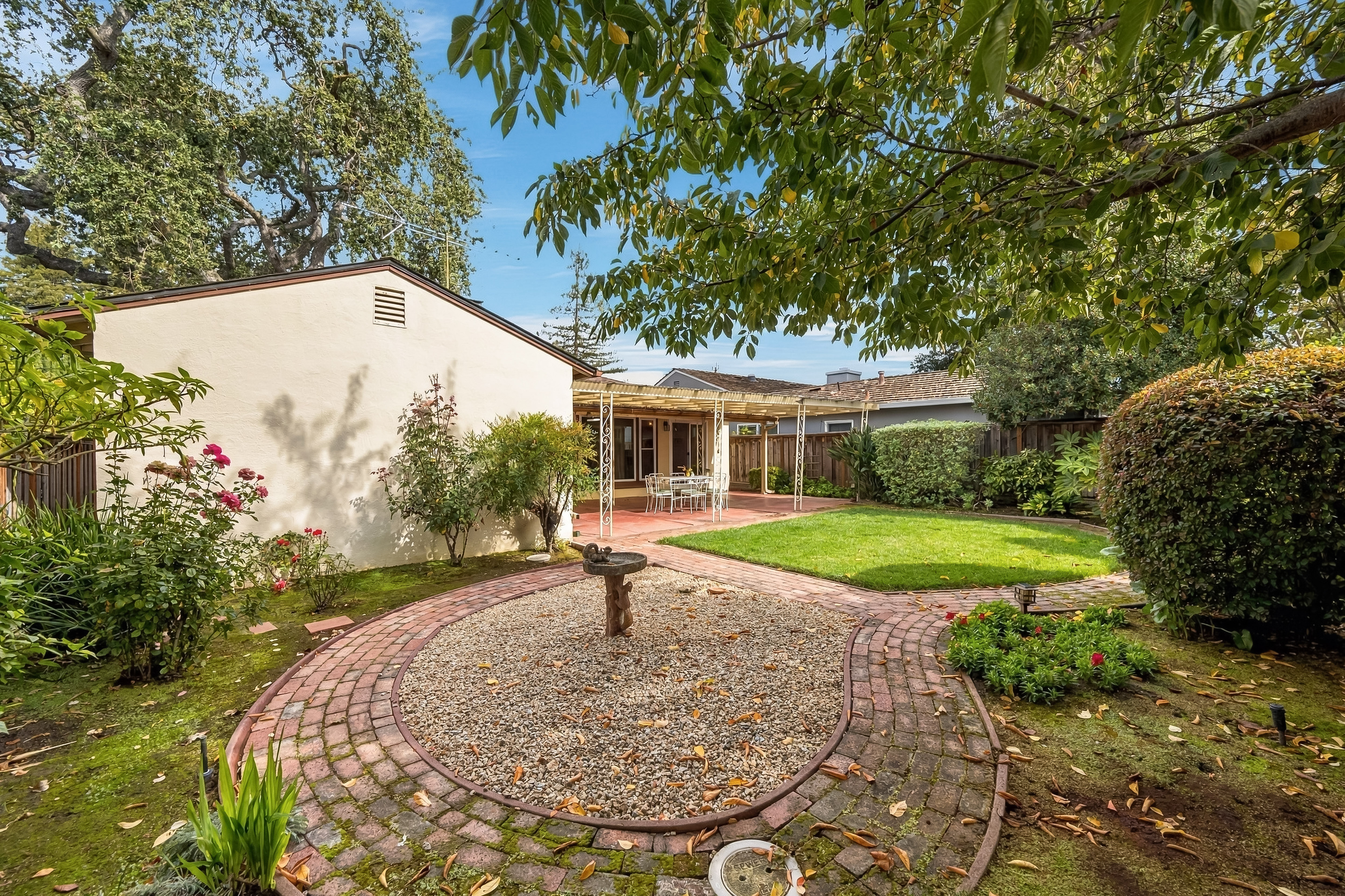  Coveted White Oaks Neighborhood - 物件實景