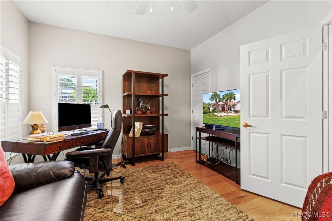 Hernando, Florida, 34442, United States, 3 Bedrooms Bedrooms, ,2 BathroomsBathrooms,Residential,For Sale,1846869