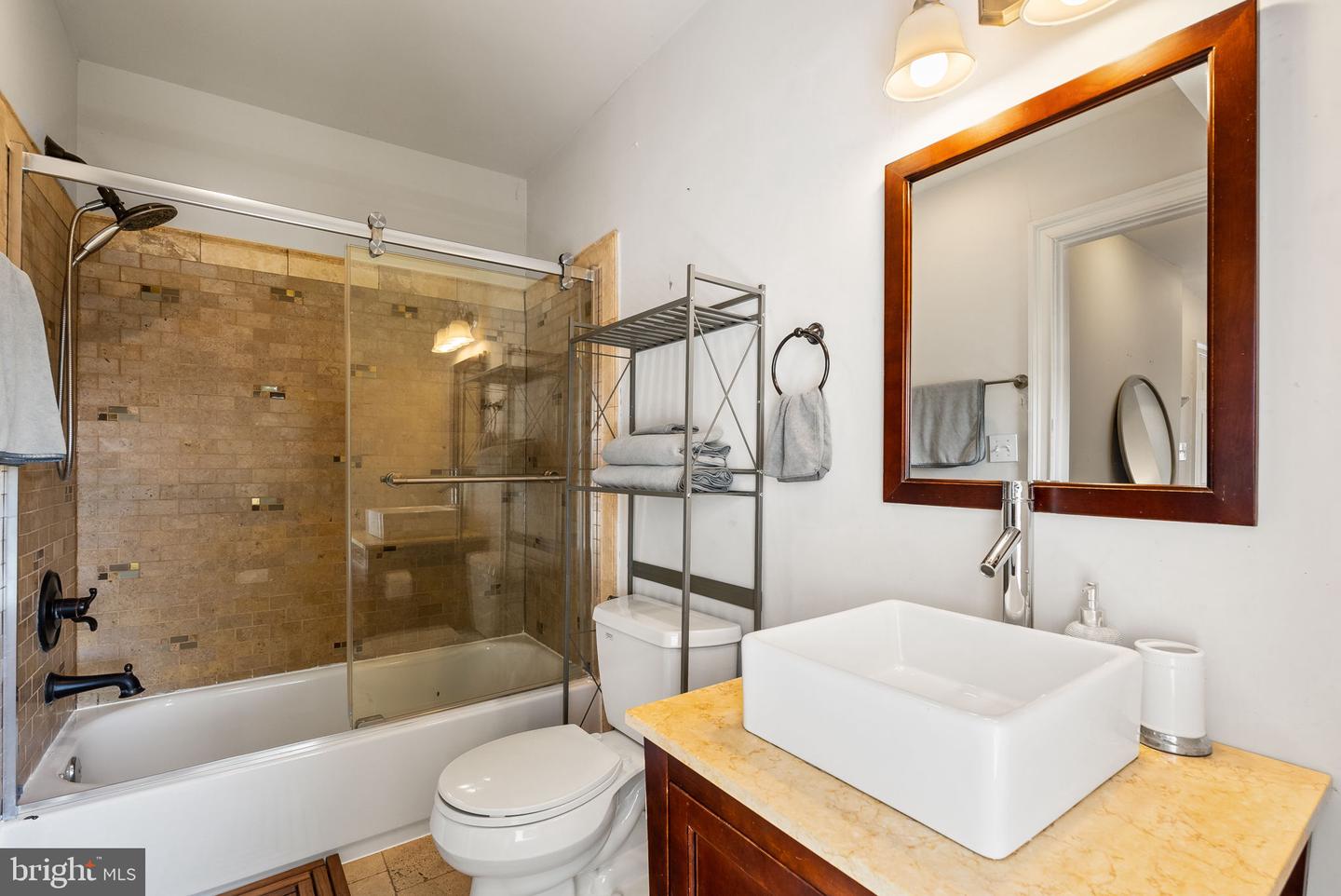 Washington, District of Columbia, 20018, United States, 3 Bedrooms Bedrooms, ,4 BathroomsBathrooms,Residential,For Sale,1907090