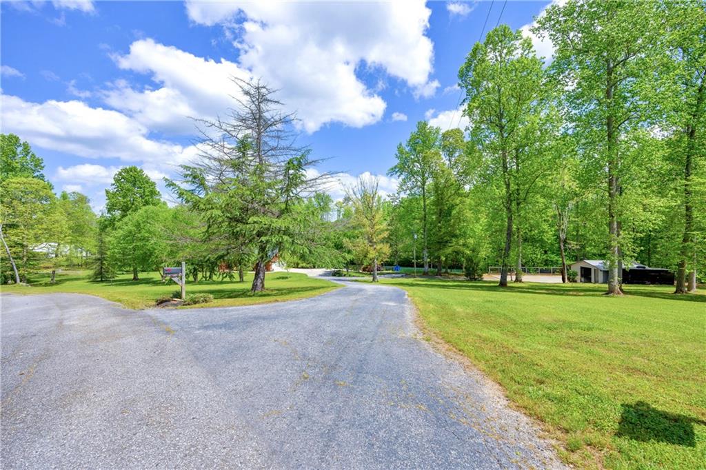 Murrayville, Georgia, 30564, United States, 5 Bedrooms Bedrooms, ,4 BathroomsBathrooms,Residential,For Sale,1836190