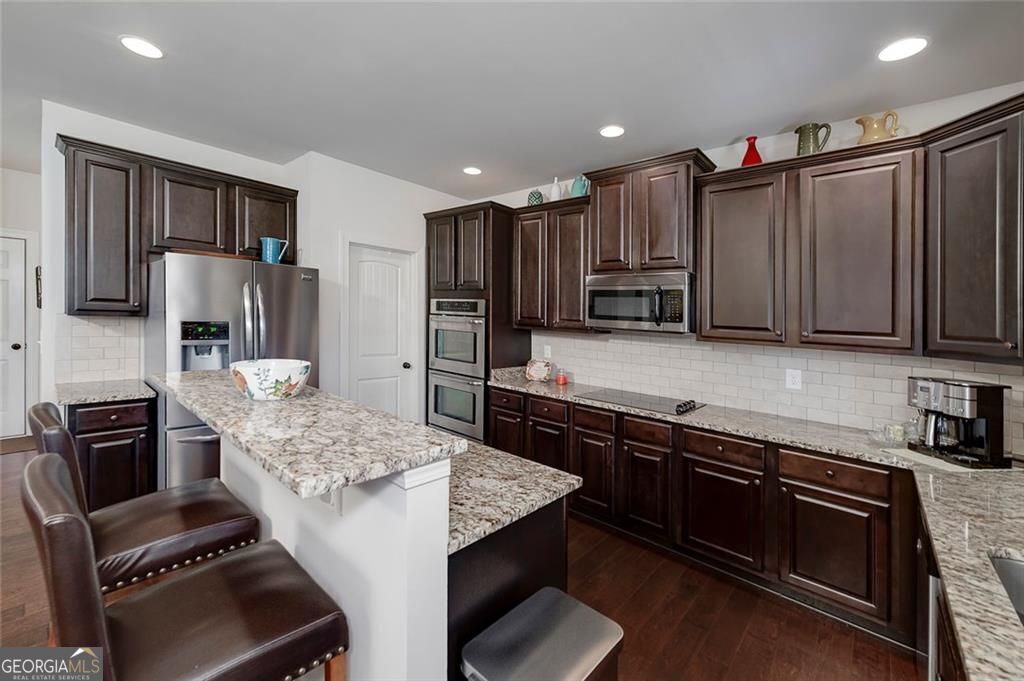 Locust Grove, Georgia, 30248, United States, 5 Bedrooms Bedrooms, ,5 BathroomsBathrooms,Residential,For Sale,1967272