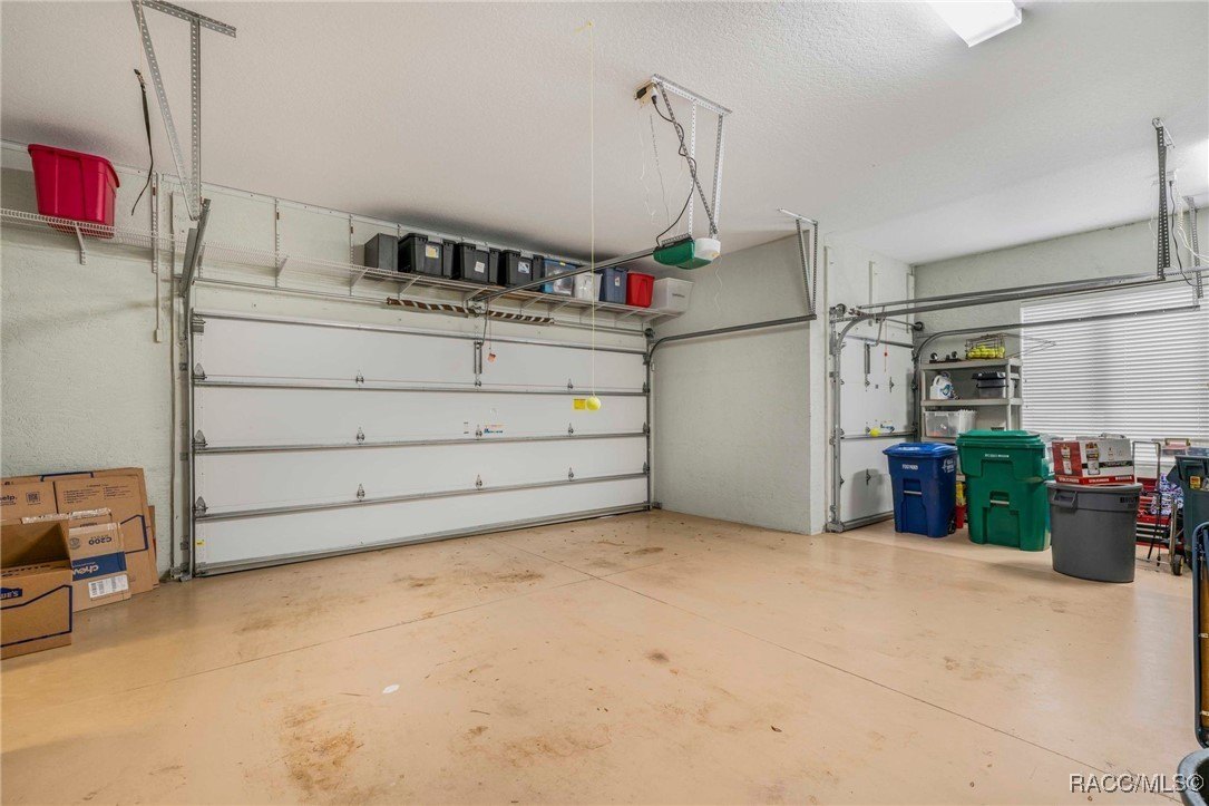 Lecanto, Florida, 34461, United States, 4 Bedrooms Bedrooms, ,3 BathroomsBathrooms,Residential,For Sale,1979266