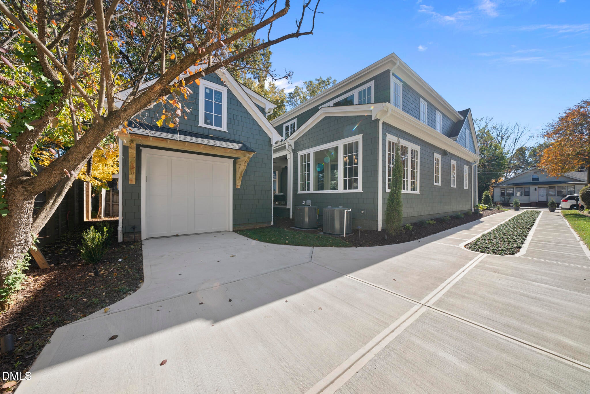 Raleigh, North Carolina, 27607, United States, 4 Bedrooms Bedrooms, ,3 BathroomsBathrooms,Residential,For Sale,1989727