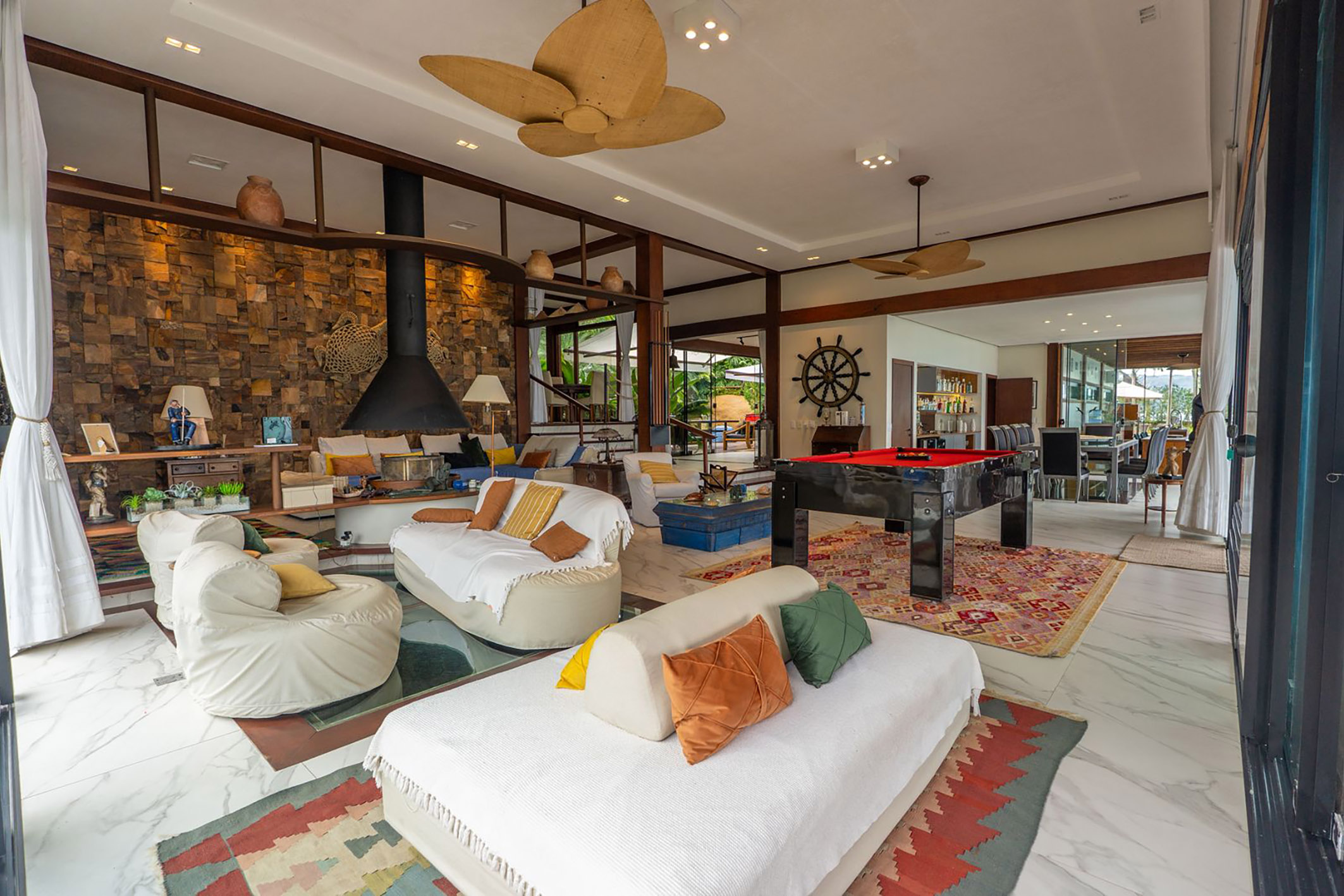  Waterfront estate overlooking Cataguases Island in Angra dos Reis - 物件實景