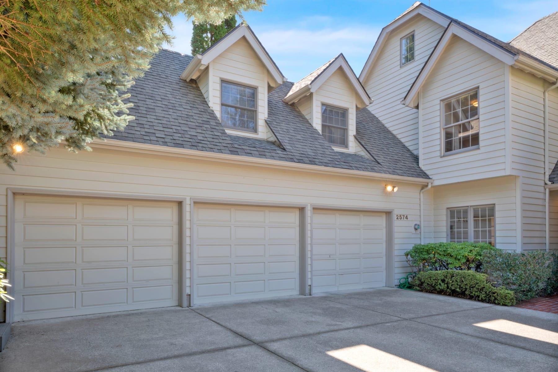  2574 W 28TH AVE Eugene, OR 97405 - 物件實景