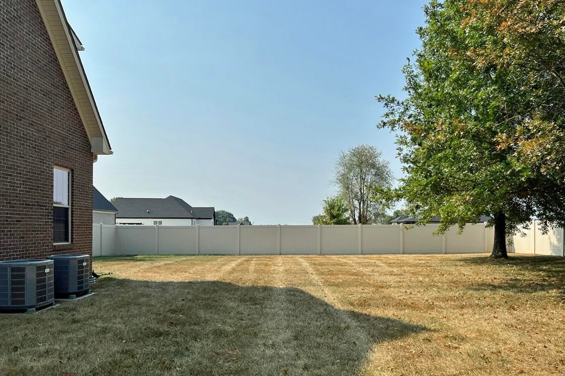 Franklin, Kentucky, 42134, United States, 4 Bedrooms Bedrooms, ,3 BathroomsBathrooms,Residential,For Sale,1941979
