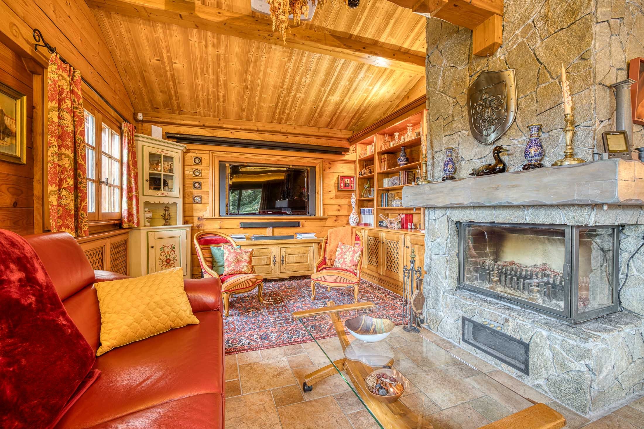  ELEGANT CHALET ON THE HEIGHTS OF TALLOIRES-MONTMIN - 物件實景