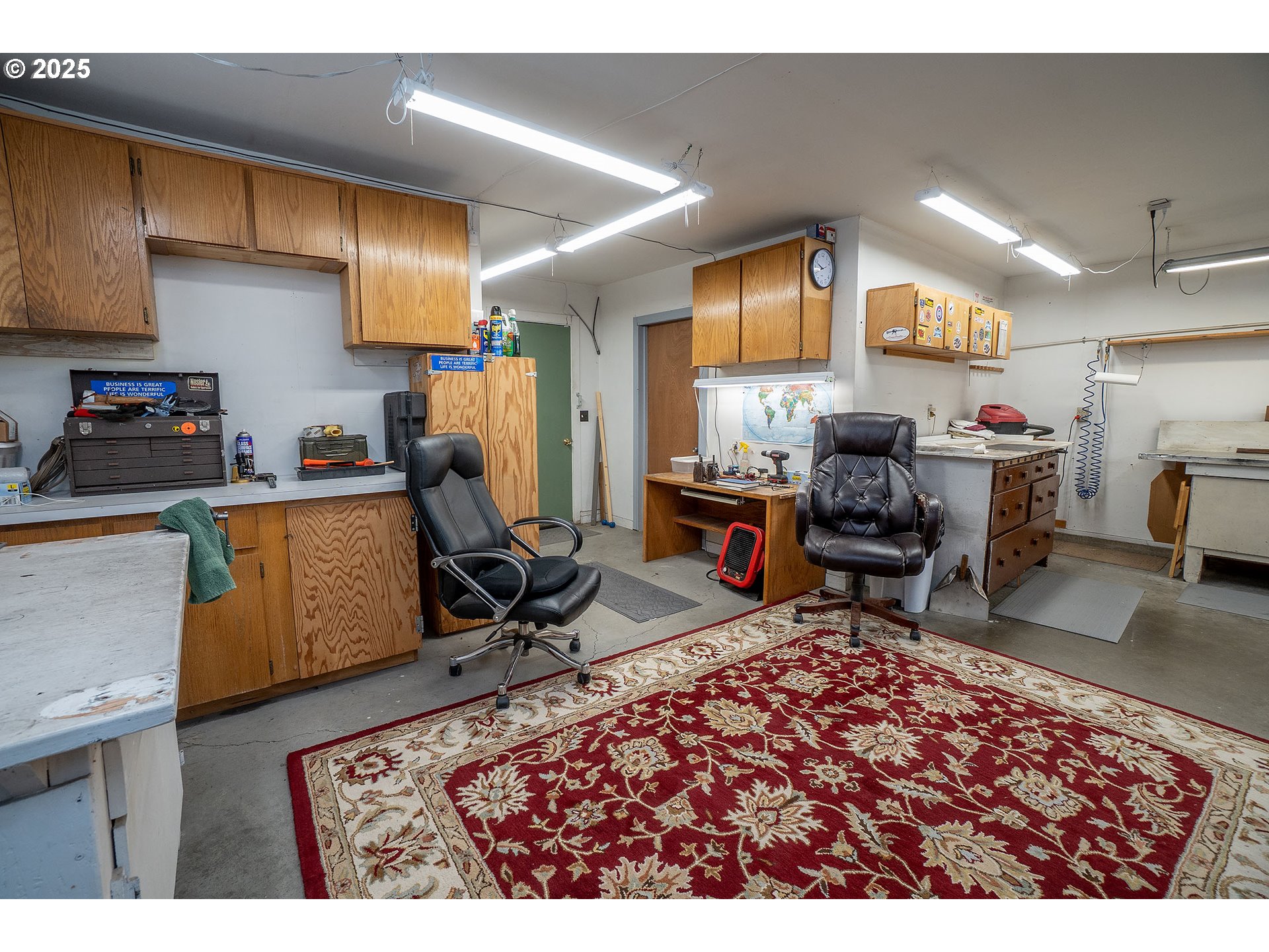 Terrebonne, Oregon, 97760, United States, 3 Bedrooms Bedrooms, ,2 BathroomsBathrooms,Residential,For Sale,1960646