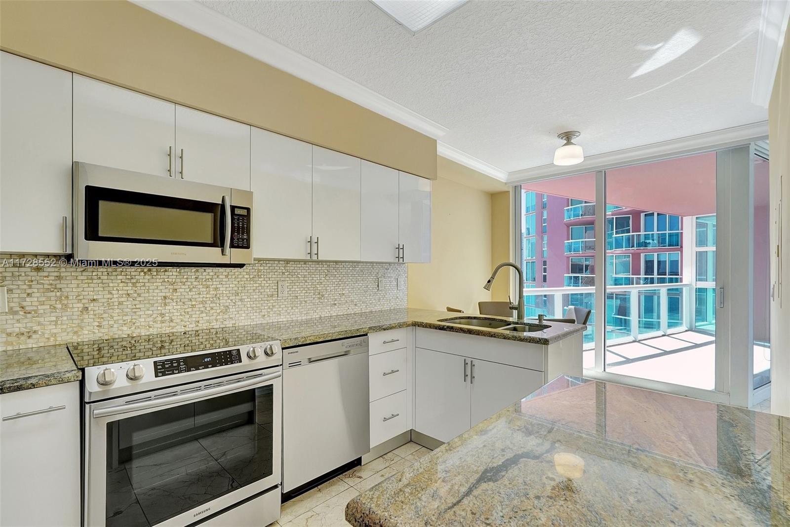 Aventura, Florida, 33180, United States, 2 Bedrooms Bedrooms, ,3 BathroomsBathrooms,Residential,For Sale,1690354