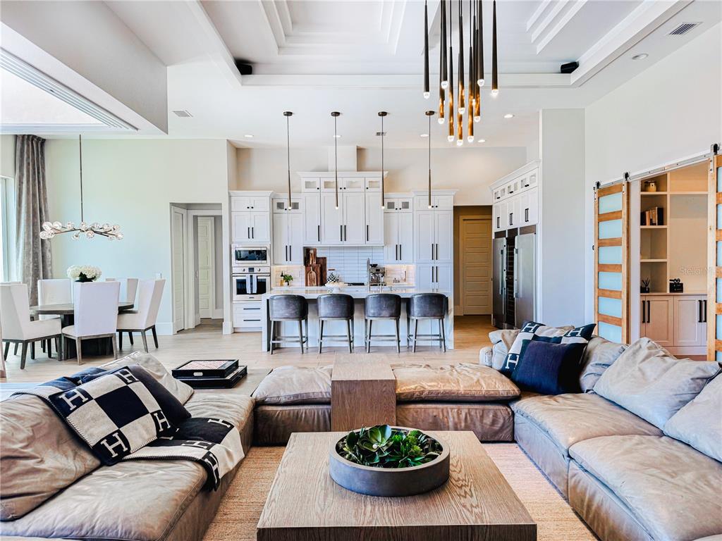 Sarasota, Florida, 34231, United States, 4 Bedrooms Bedrooms, ,3 BathroomsBathrooms,Residential,For Sale,1795069