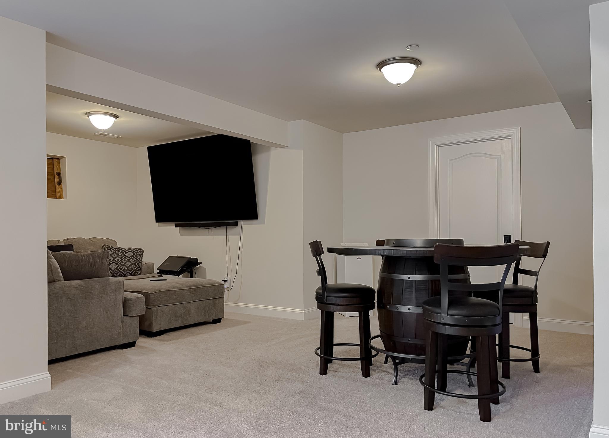 Leonardtown, Maryland, 20650, United States, 5 Bedrooms Bedrooms, ,4 BathroomsBathrooms,Residential,For Sale,1921303