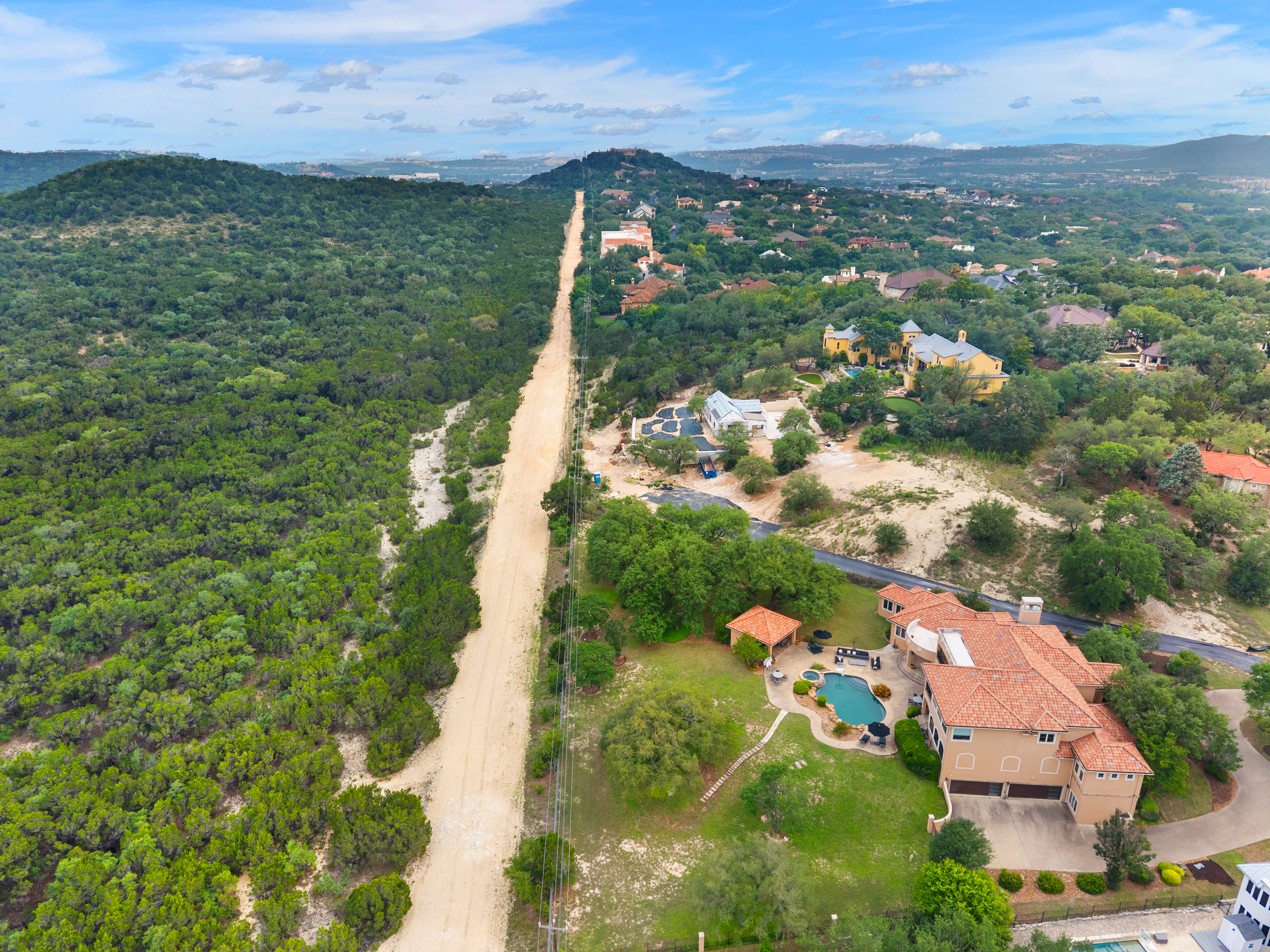  Elevated Dominion Living in Vineyard Estates - 物件實景