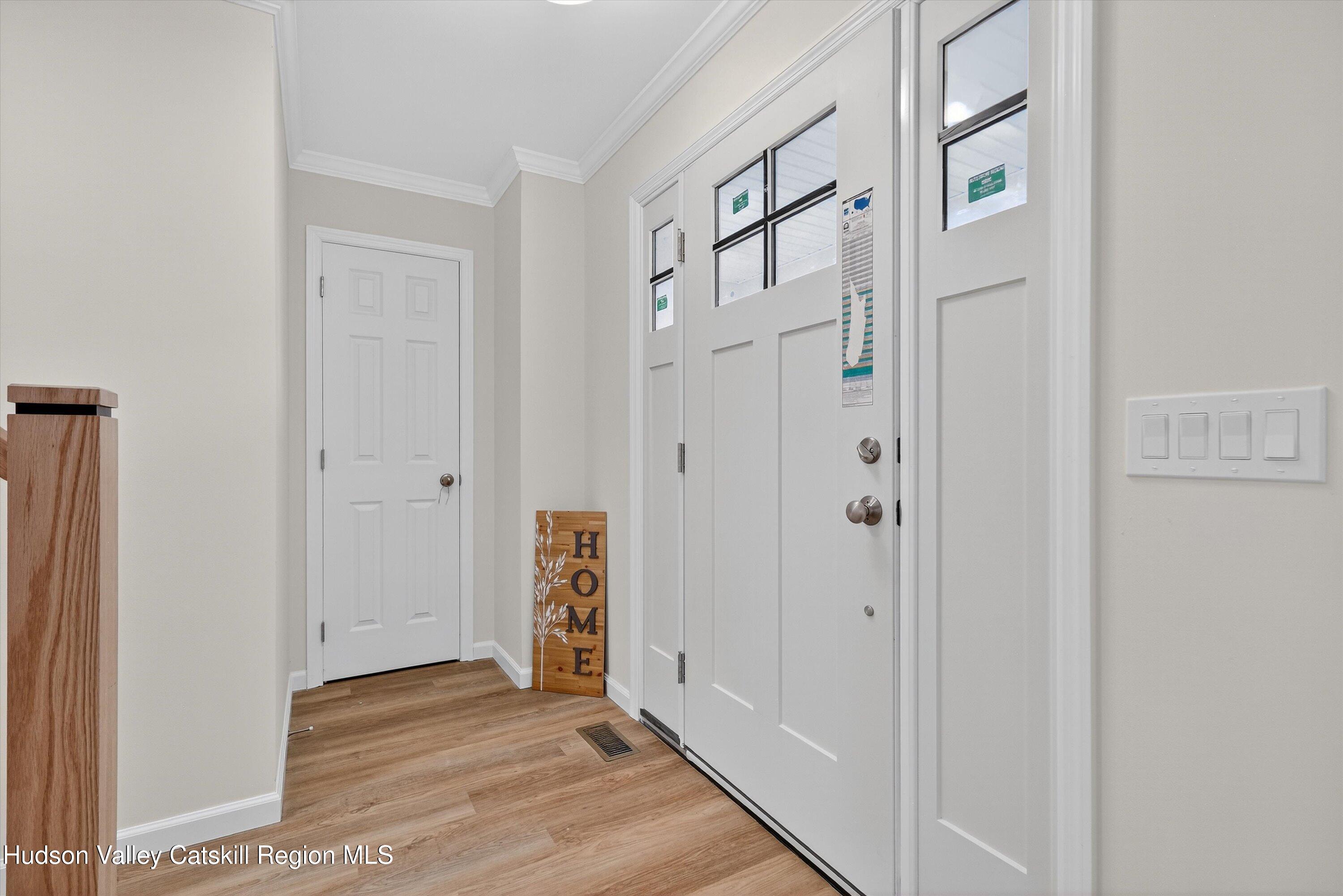 Saugerties, New York, 12477, United States, 3 Bedrooms Bedrooms, ,3 BathroomsBathrooms,Residential,For Sale,1994537