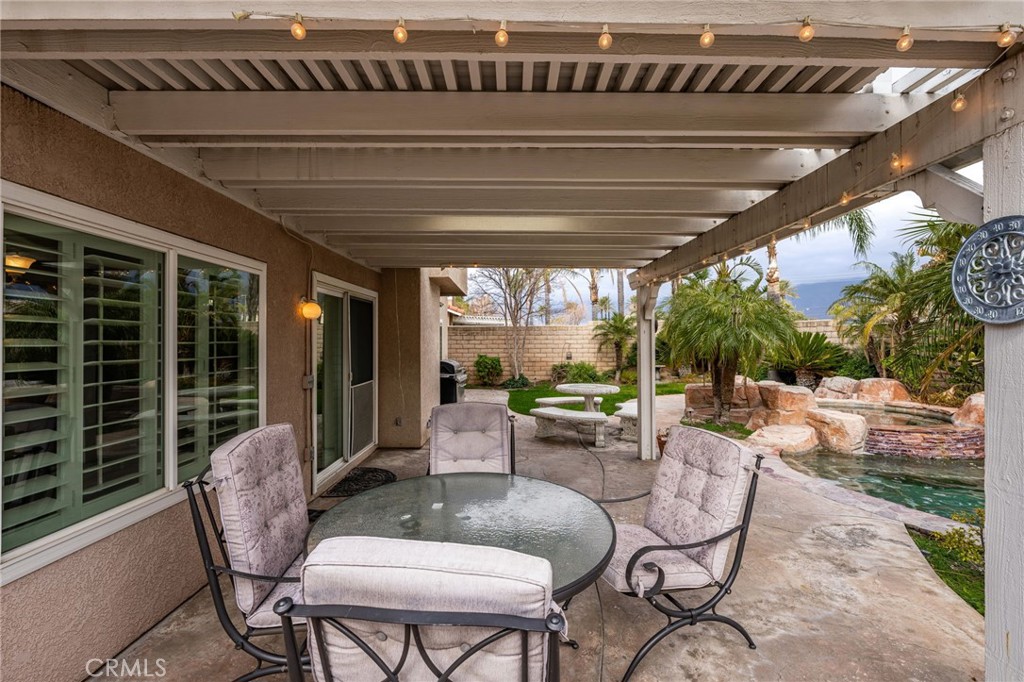 Fontana, California, 92336, United States, 4 Bedrooms Bedrooms, ,3 BathroomsBathrooms,Residential,For Sale,1993831