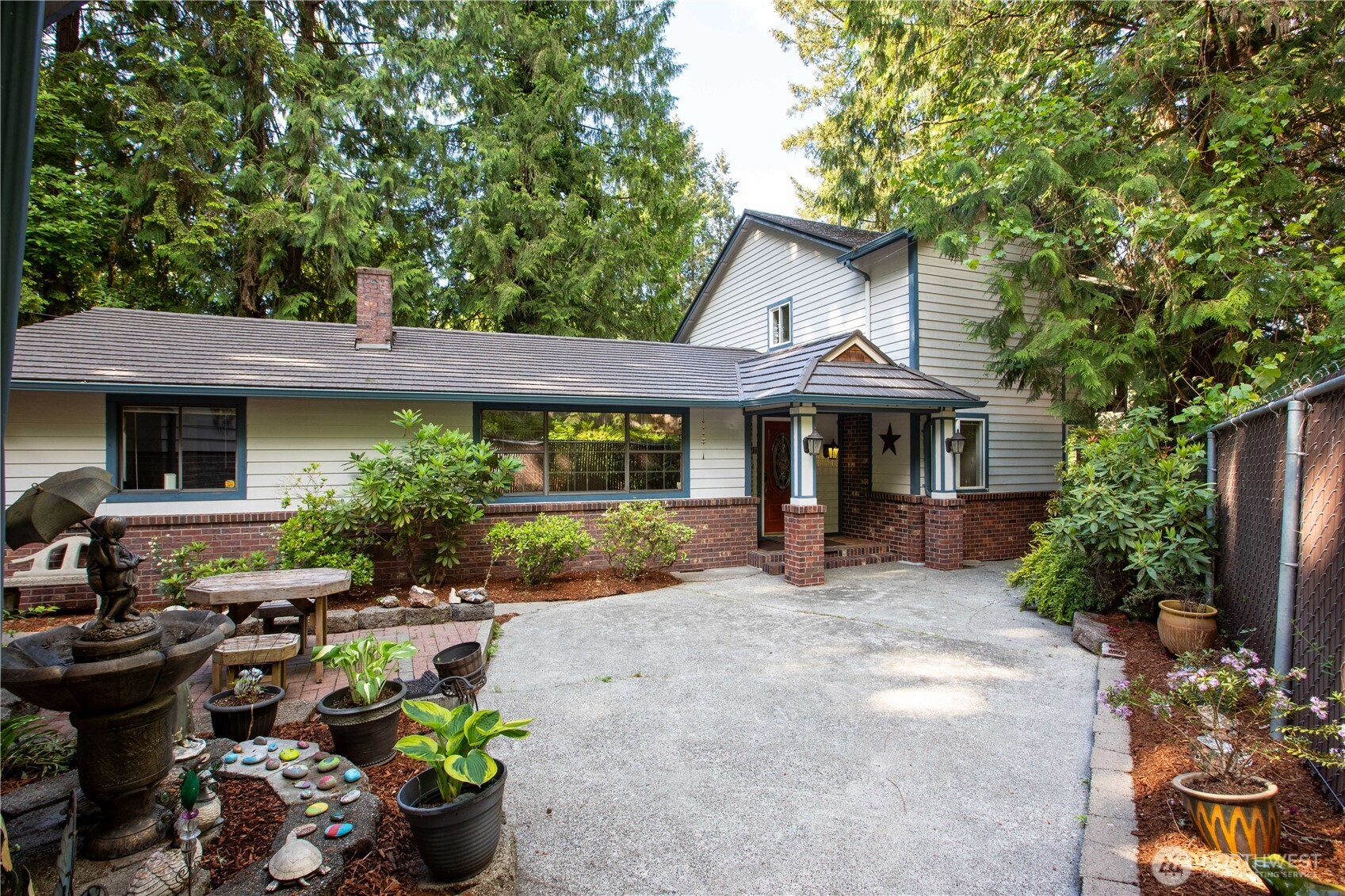 Olympia, Washington, 98513, United States, 4 Bedrooms Bedrooms, ,3 BathroomsBathrooms,Residential,For Sale,2048484