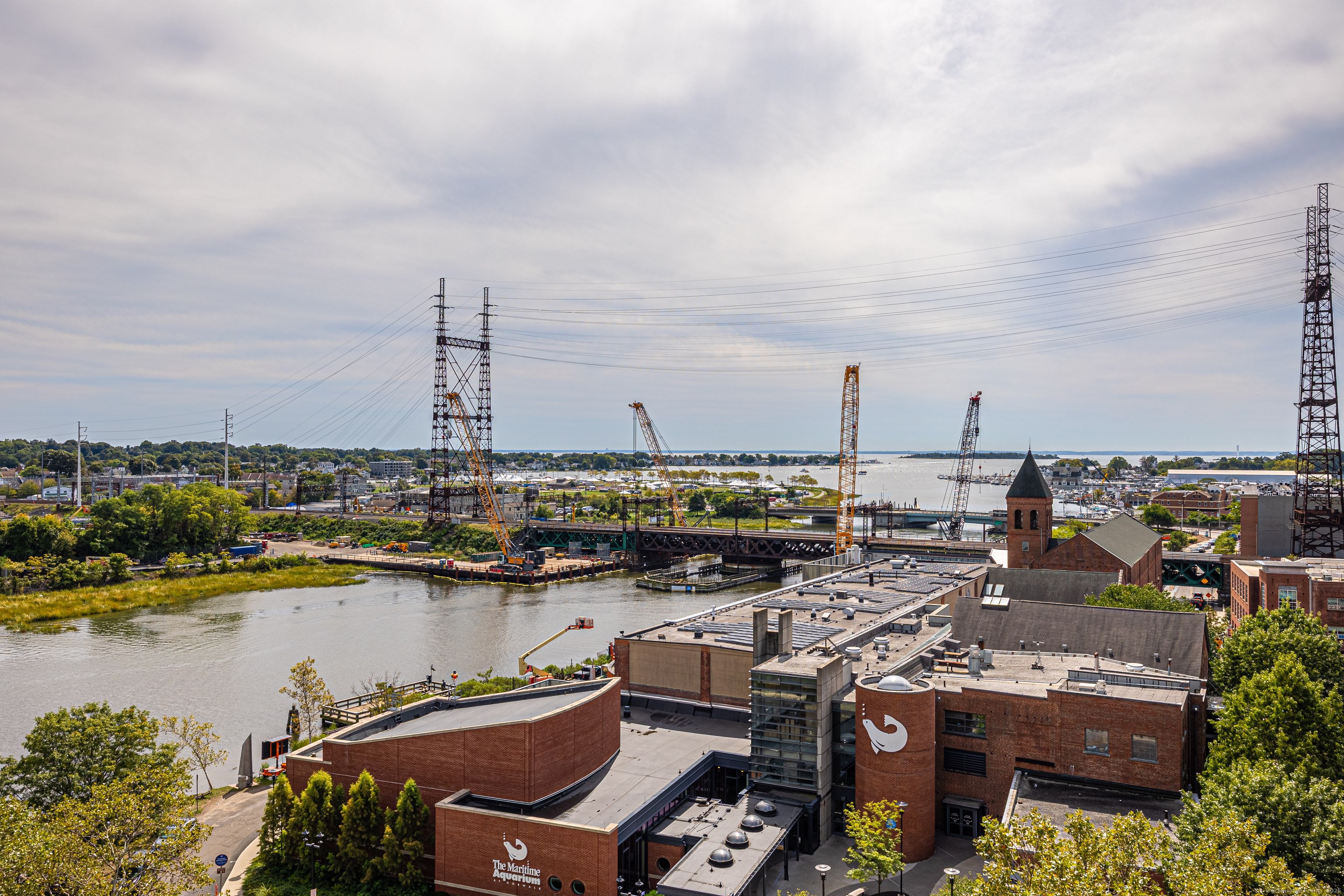 Norwalk, Connecticut, 06854, United States, 3 Bedrooms Bedrooms, ,3 BathroomsBathrooms,Residential,For Sale,1987967