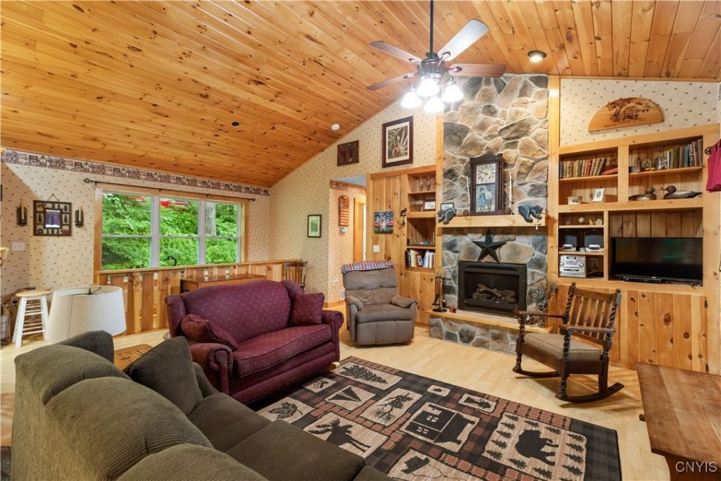 Remsen, New York, 13438, United States, 3 Bedrooms Bedrooms, ,2 BathroomsBathrooms,Residential,For Sale,1960610