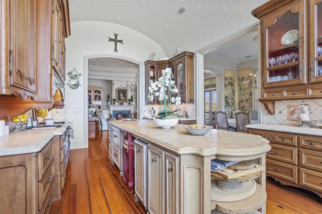 Lake Charles, Louisiana, 70605, United States, 4 Bedrooms Bedrooms, ,6 BathroomsBathrooms,Residential,For Sale,2026248