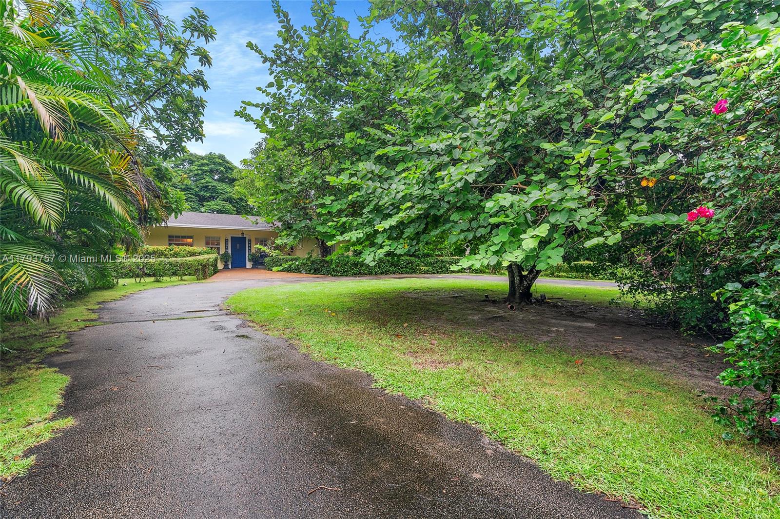 Pinecrest, Florida, 33156, United States, 4 Bedrooms Bedrooms, ,2 BathroomsBathrooms,Residential,For Sale,1794651