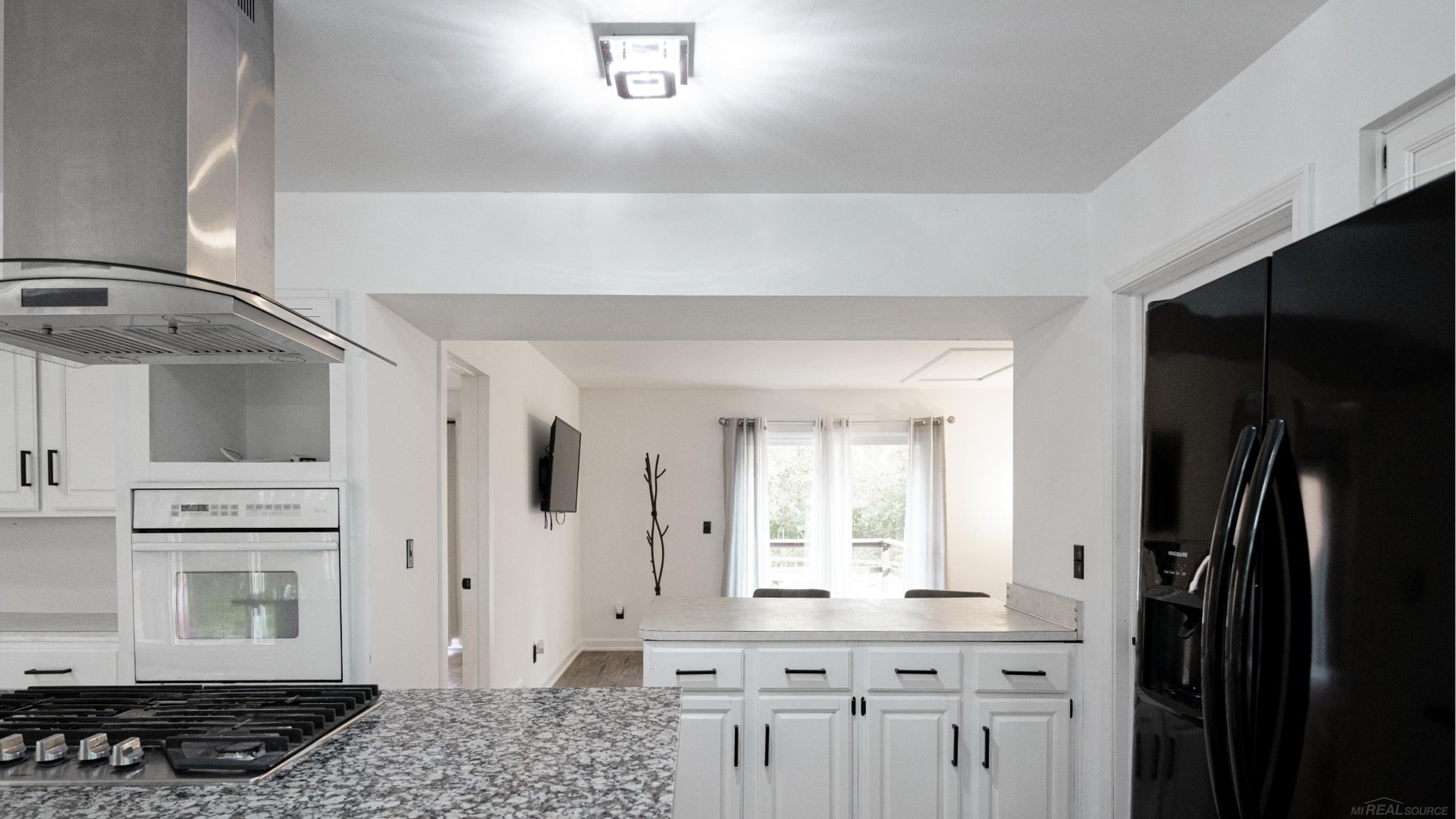 Columbus, Michigan, 48063, United States, 3 Bedrooms Bedrooms, ,3 BathroomsBathrooms,Residential,For Sale,1974296