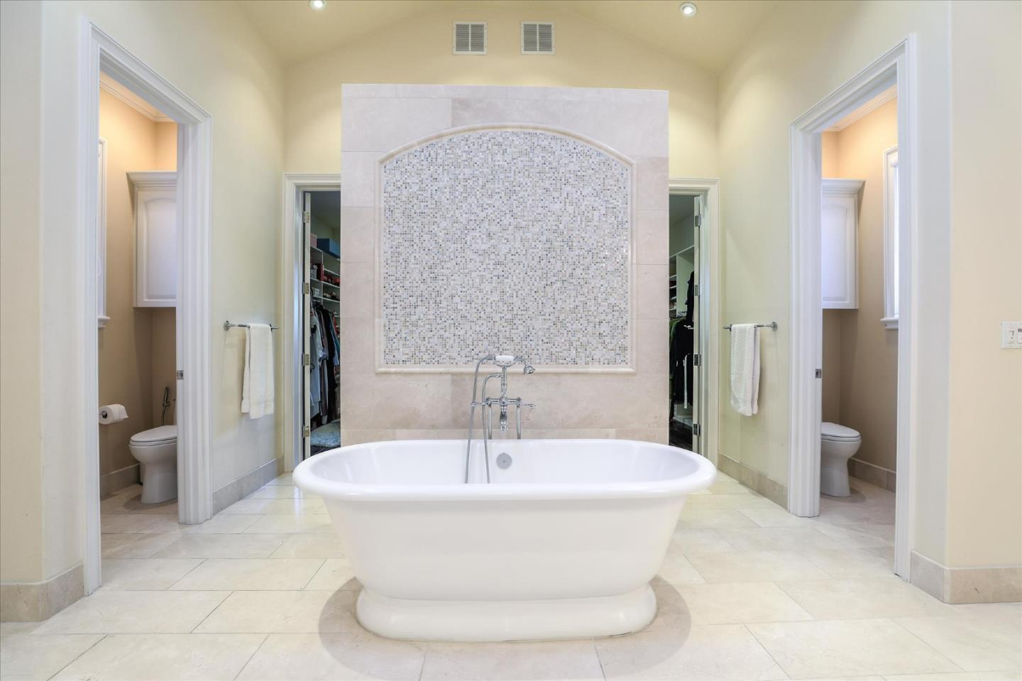 San Jose, California, 95126, United States, 4 Bedrooms Bedrooms, ,6 BathroomsBathrooms,Residential,For Sale,1987802