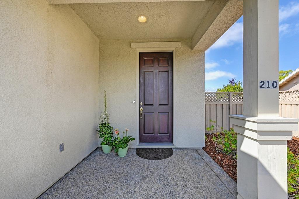 Lincoln, California, 95648, United States, 2 Bedrooms Bedrooms, ,2 BathroomsBathrooms,Residential,For Sale,1957407