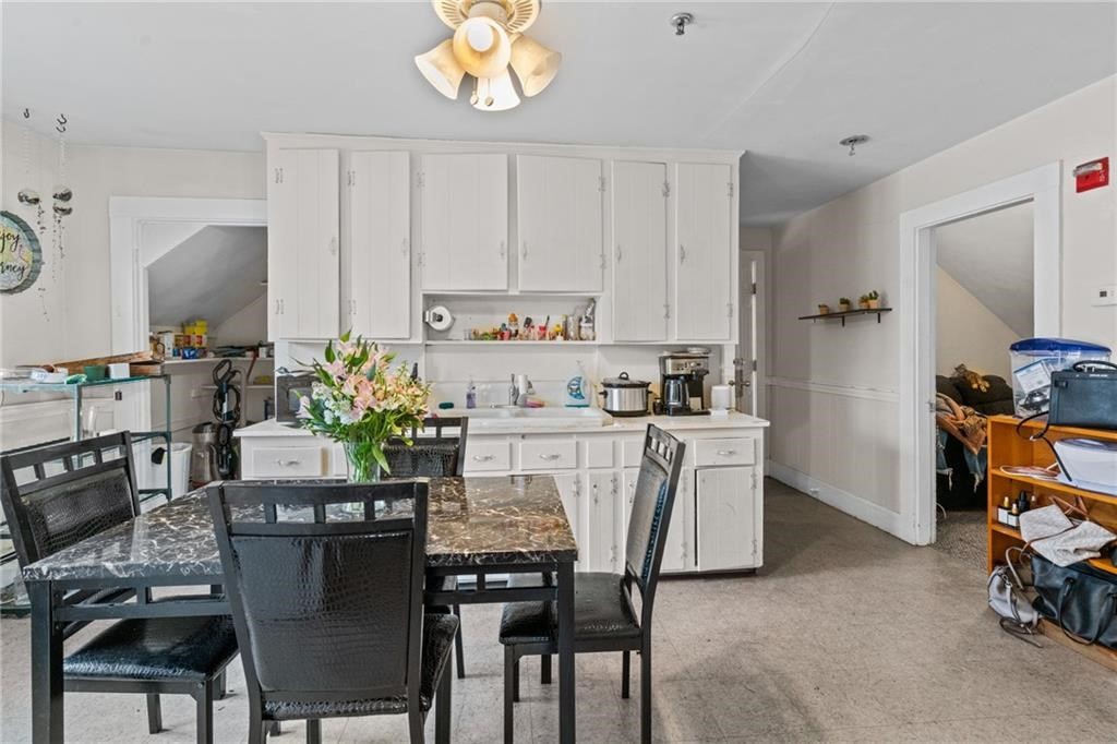 Woonsocket, Rhode Island, 02895, United States, 11 Bedrooms Bedrooms, ,4 BathroomsBathrooms,Residential,For Sale,1882232