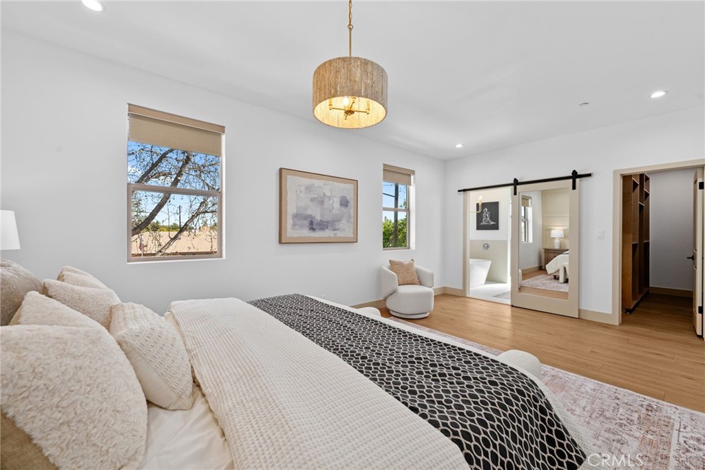 Paramount, California, 90723, United States, 4 Bedrooms Bedrooms, ,3 BathroomsBathrooms,Residential,For Sale,1926475