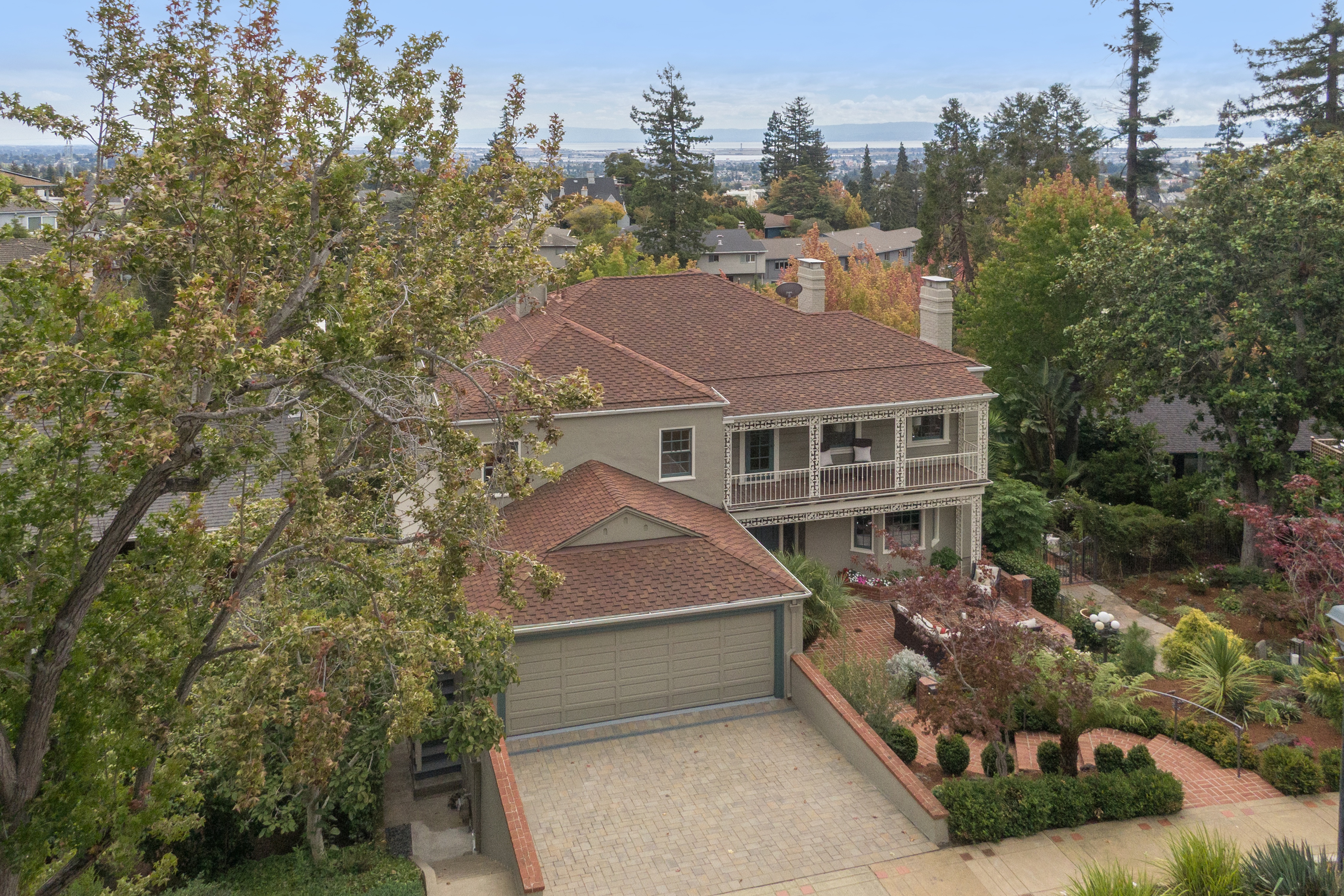  A Cherished Upper Piedmont Estate with Exceptional Views and Gardens - 物件實景
