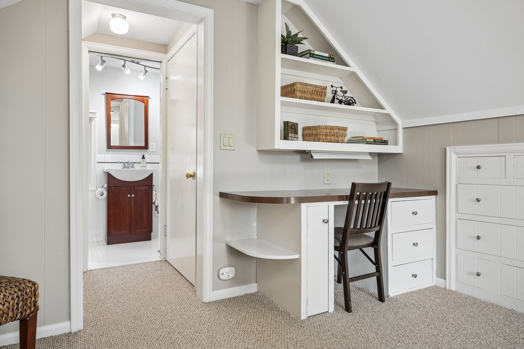  Classic Charm Generous Space and Unbeatable Location - 物件實景