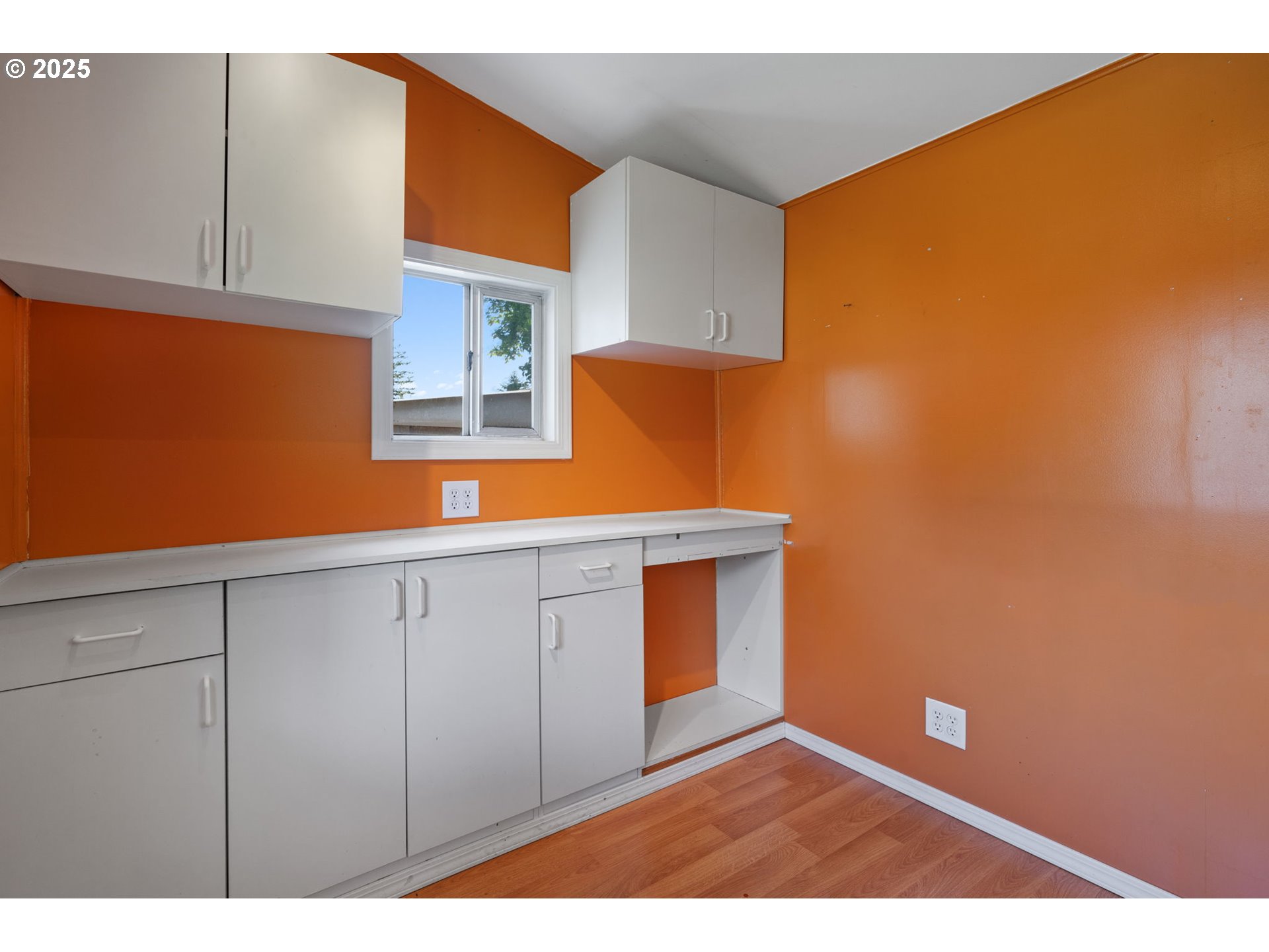 Vancouver, Washington, 98682, United States, 4 Bedrooms Bedrooms, ,2 BathroomsBathrooms,Residential,For Sale,1987487