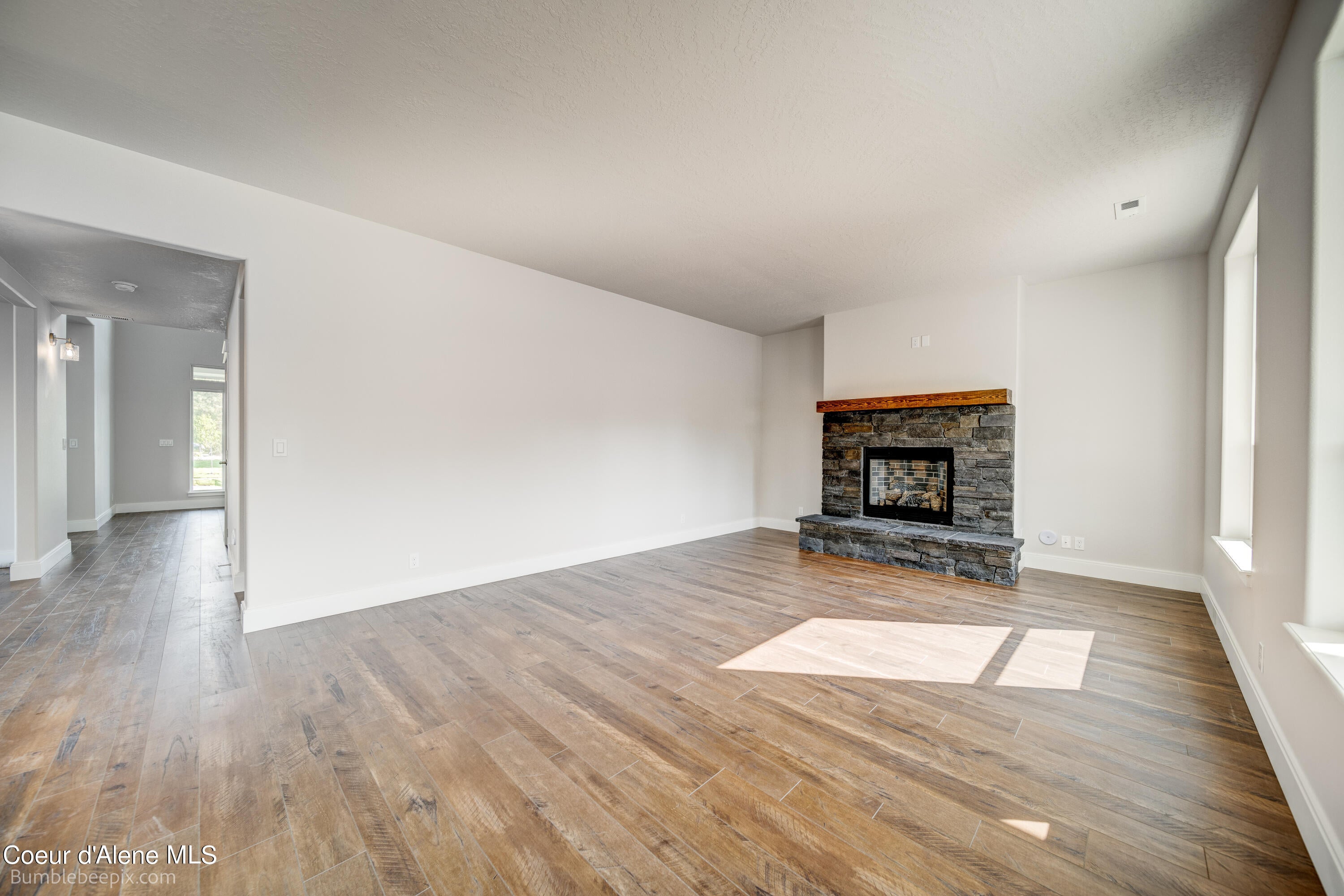 15085 N Liane Lane, Rathdrum, Idaho, 83858, United States, 4 Bedrooms Bedrooms, ,3 BathroomsBathrooms,Residential,For Sale,15085 N Liane Lane,1531723